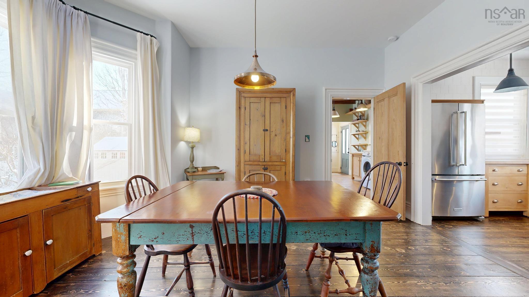 $467,900.00: 13 John Street, Shelburne