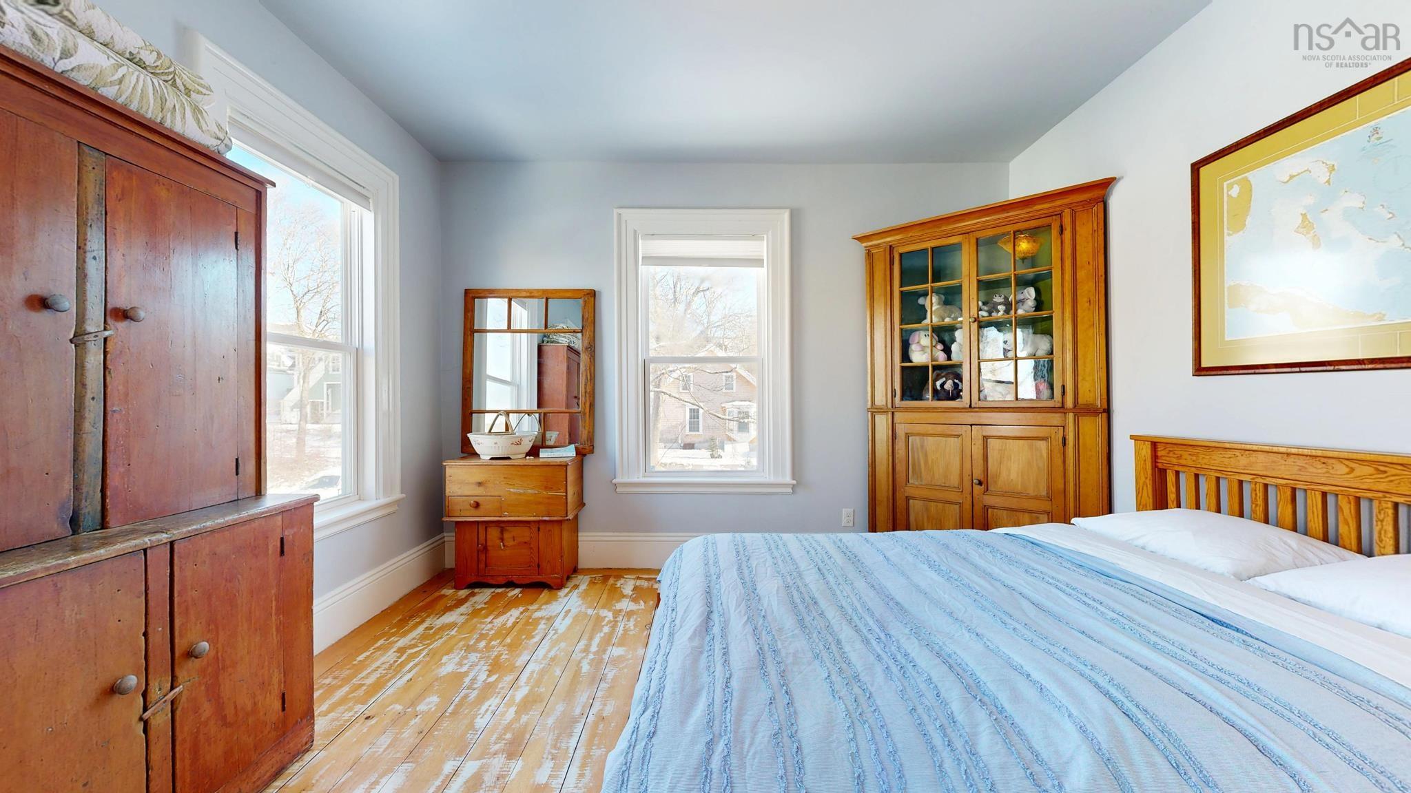 $467,900.00: 13 John Street, Shelburne