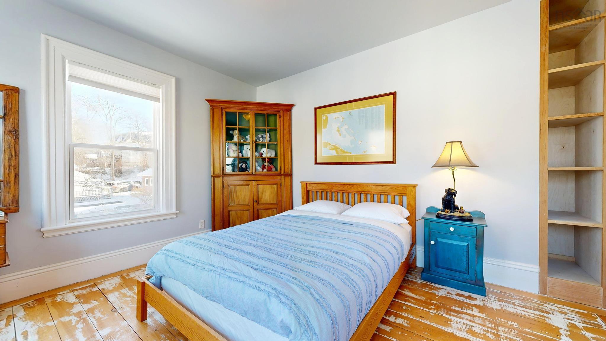 $467,900.00: 13 John Street, Shelburne