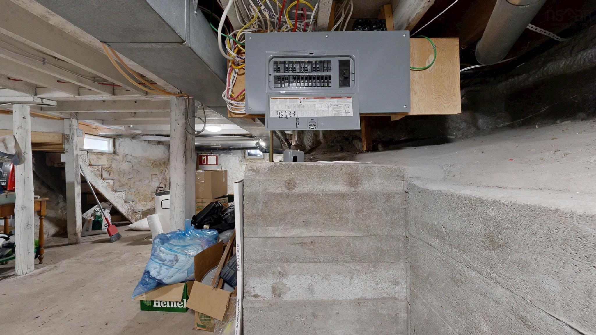 $467,900.00: 13 John Street, Shelburne