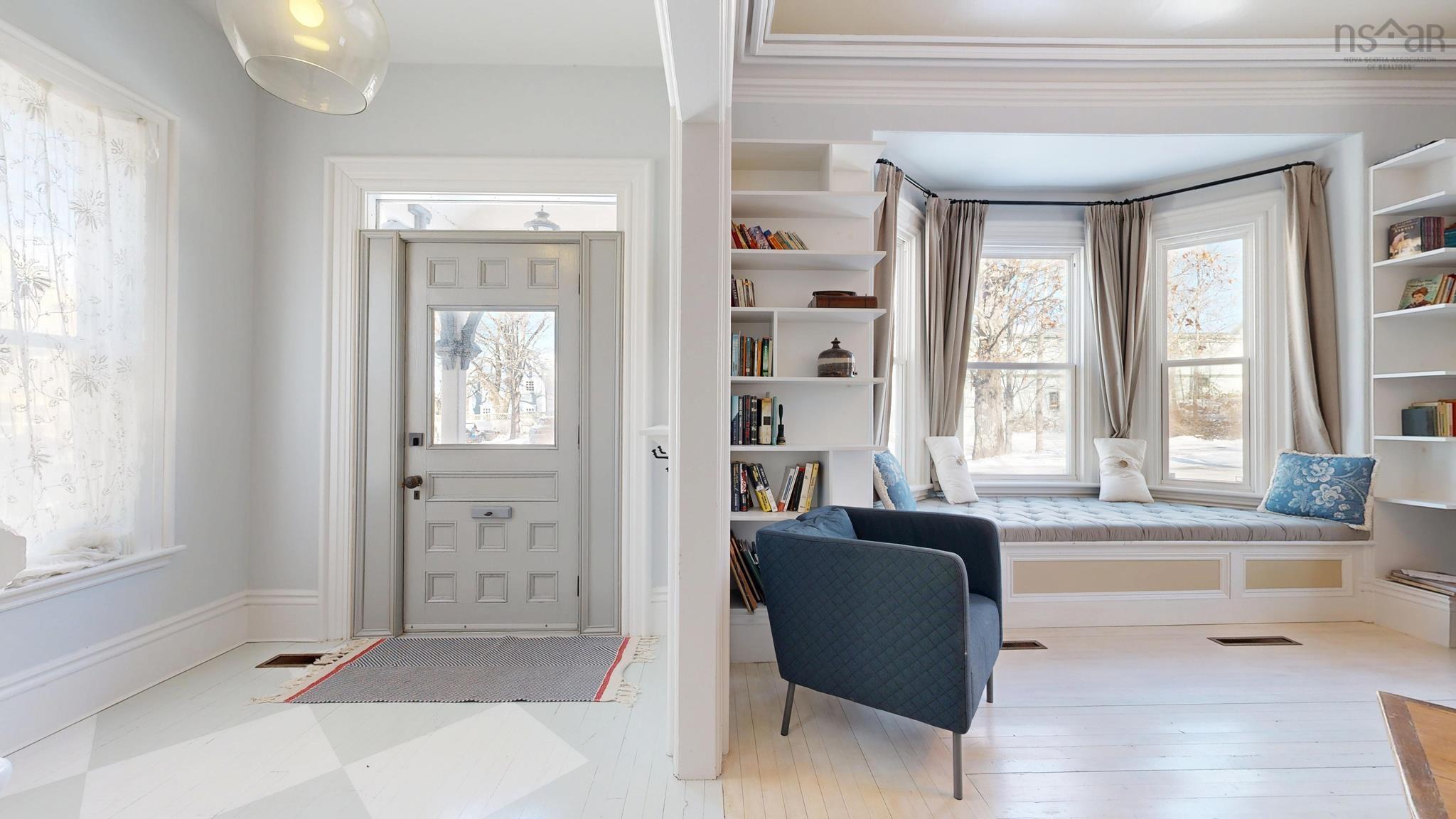 $467,900.00: 13 John Street, Shelburne