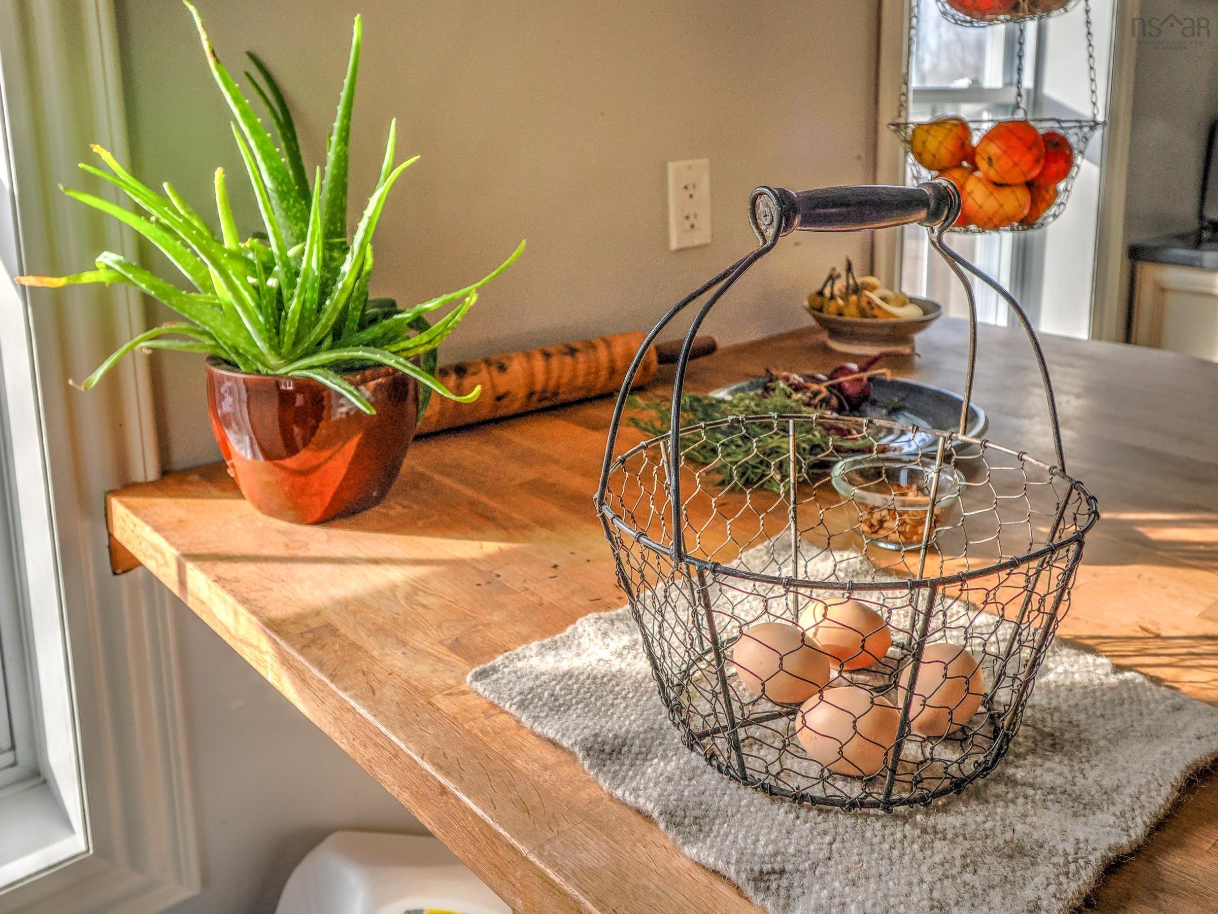 $460,000.00: 7056 Highway 329, East River Point