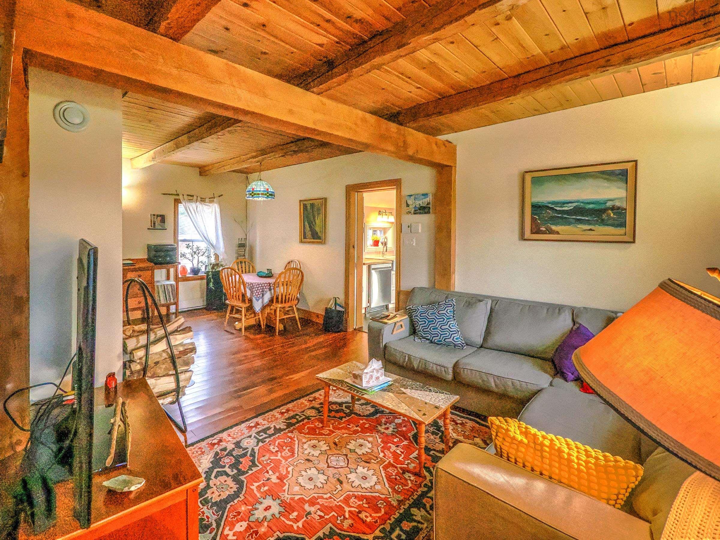 $460,000.00: 7056 Highway 329, East River Point