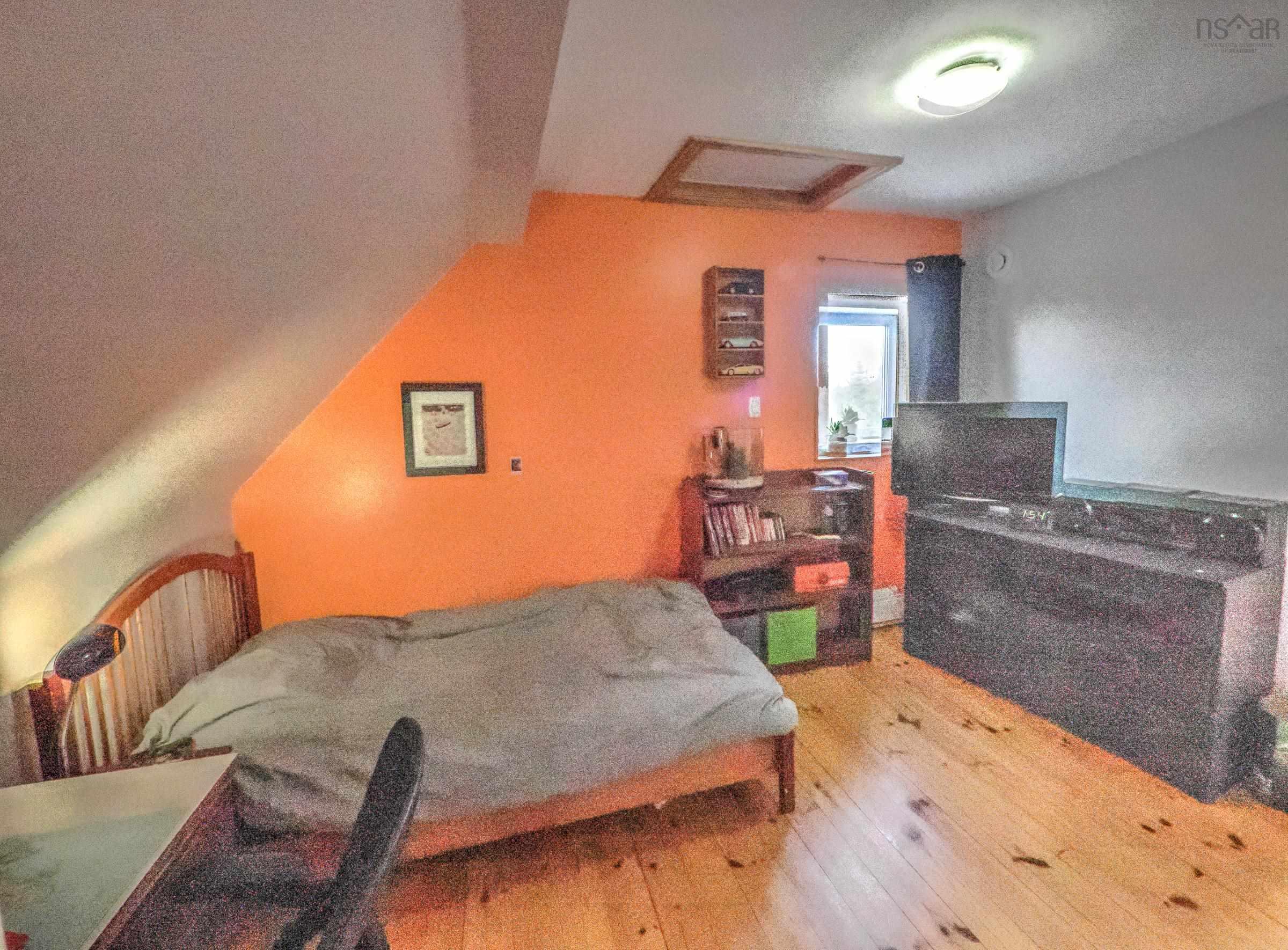 $460,000.00: 7056 Highway 329, East River Point