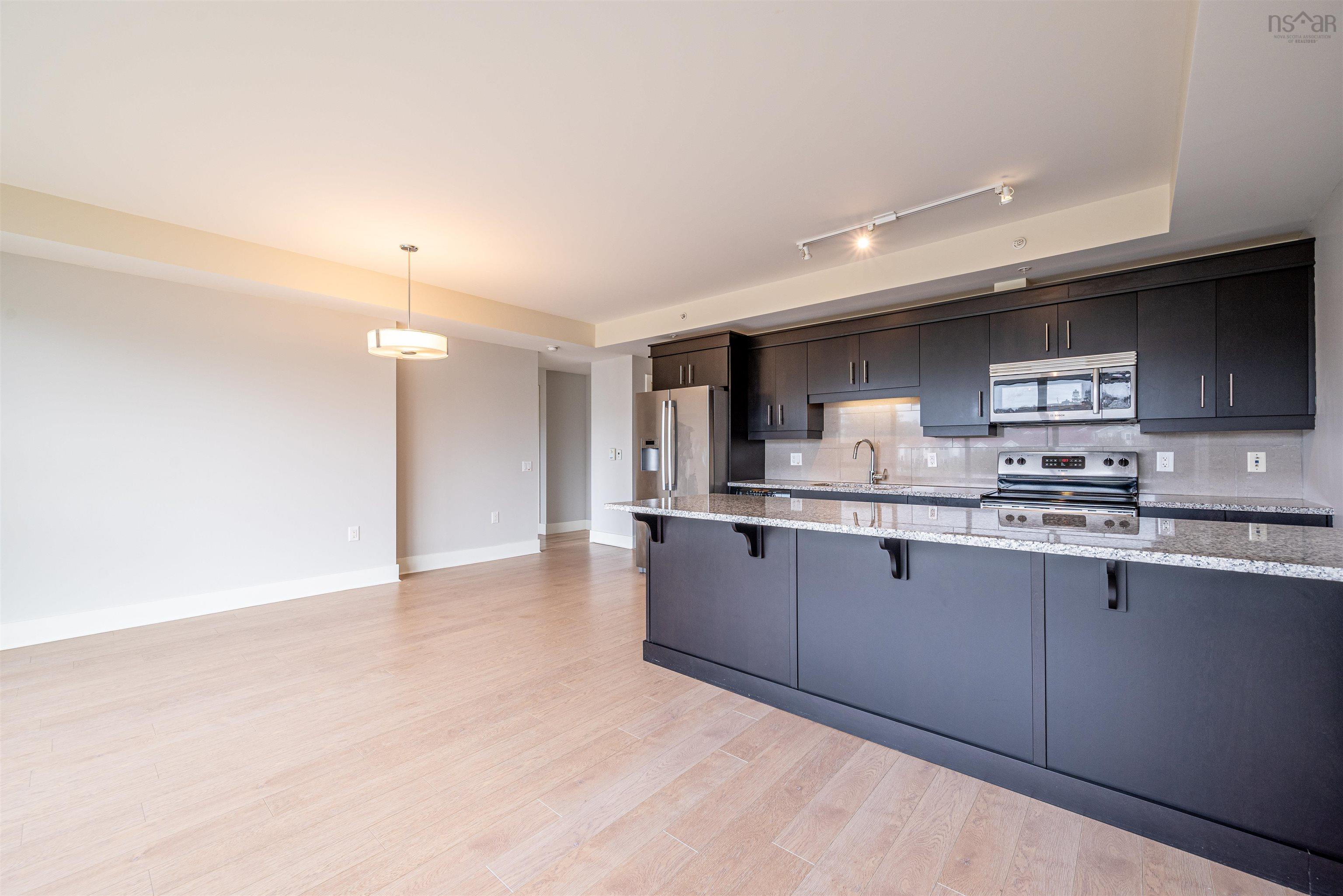 $450,000.00: 208 15 Kings Wharf Place, Dartmouth