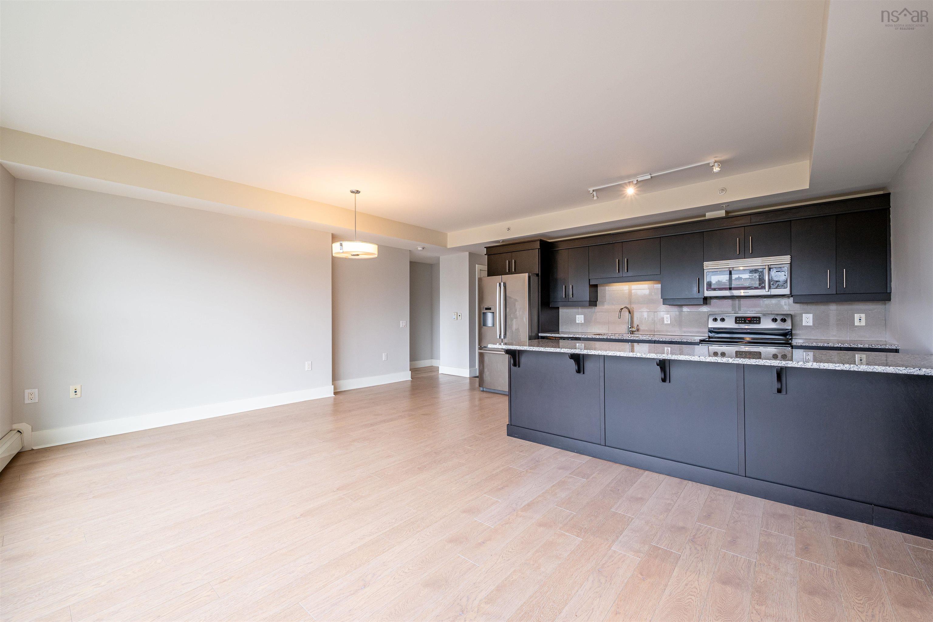 $450,000.00: 208 15 Kings Wharf Place, Dartmouth