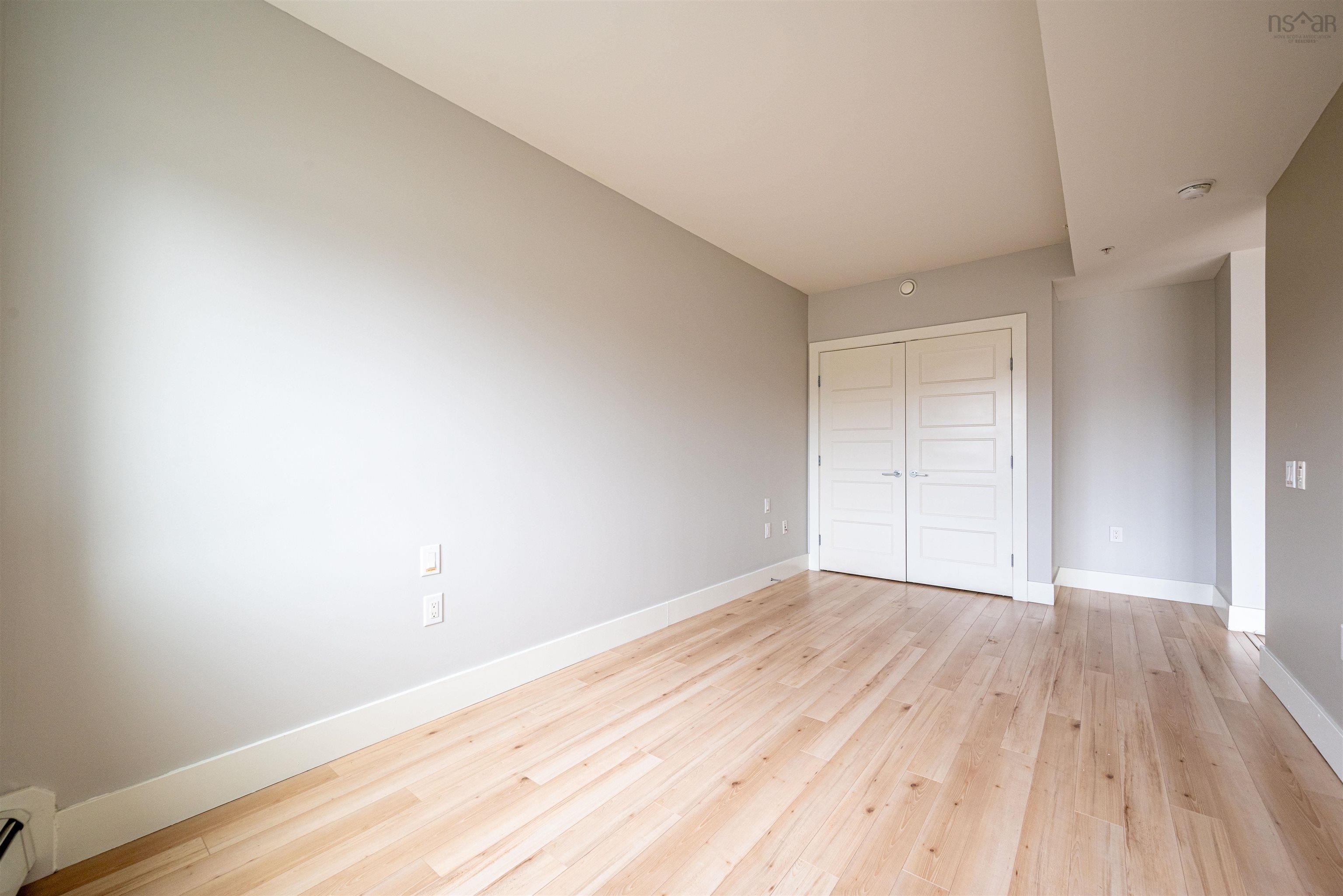 $450,000.00: 208 15 Kings Wharf Place, Dartmouth