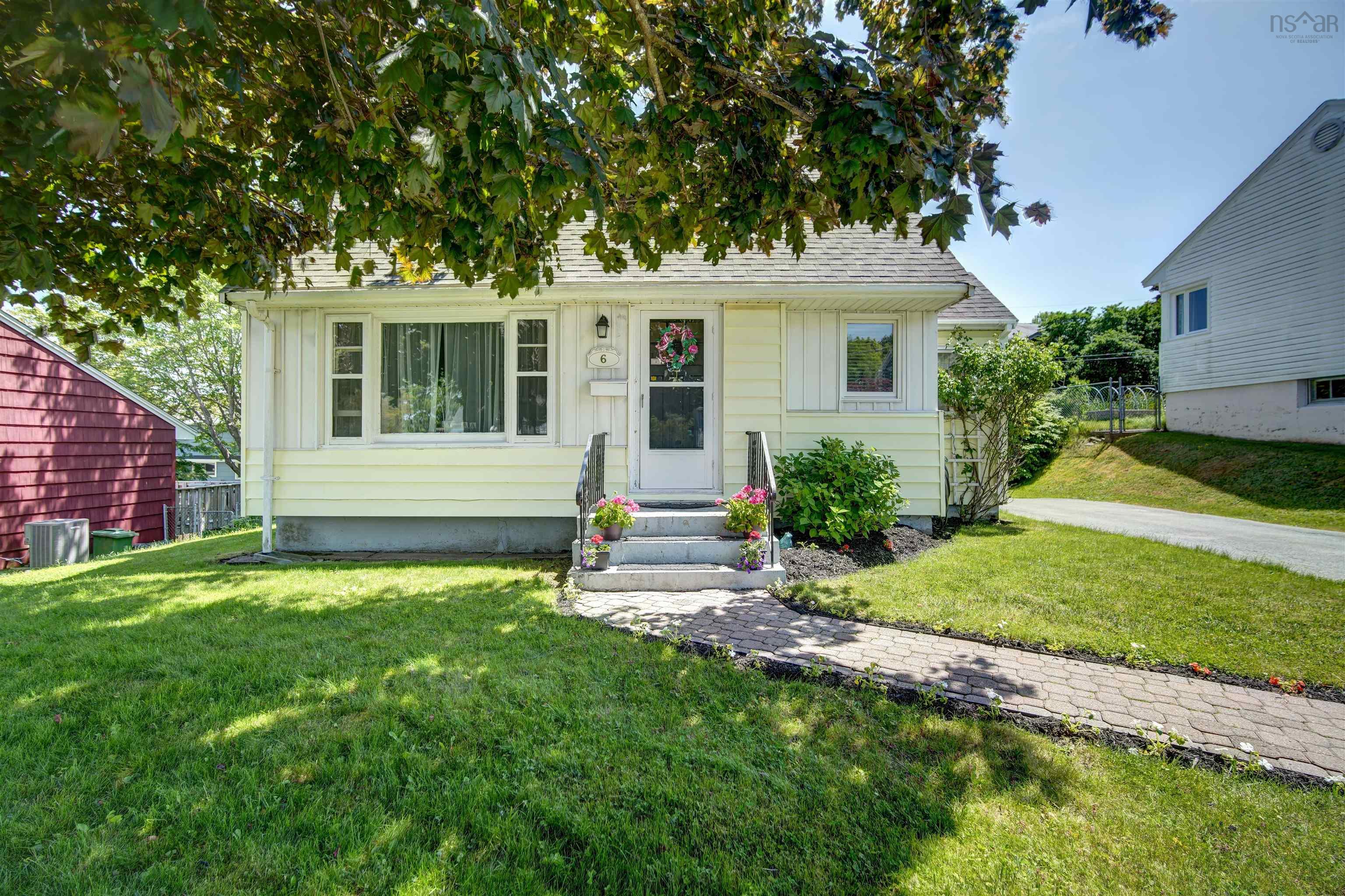 6 Piers Avenue, Halifax, NS (MLS 202529680)