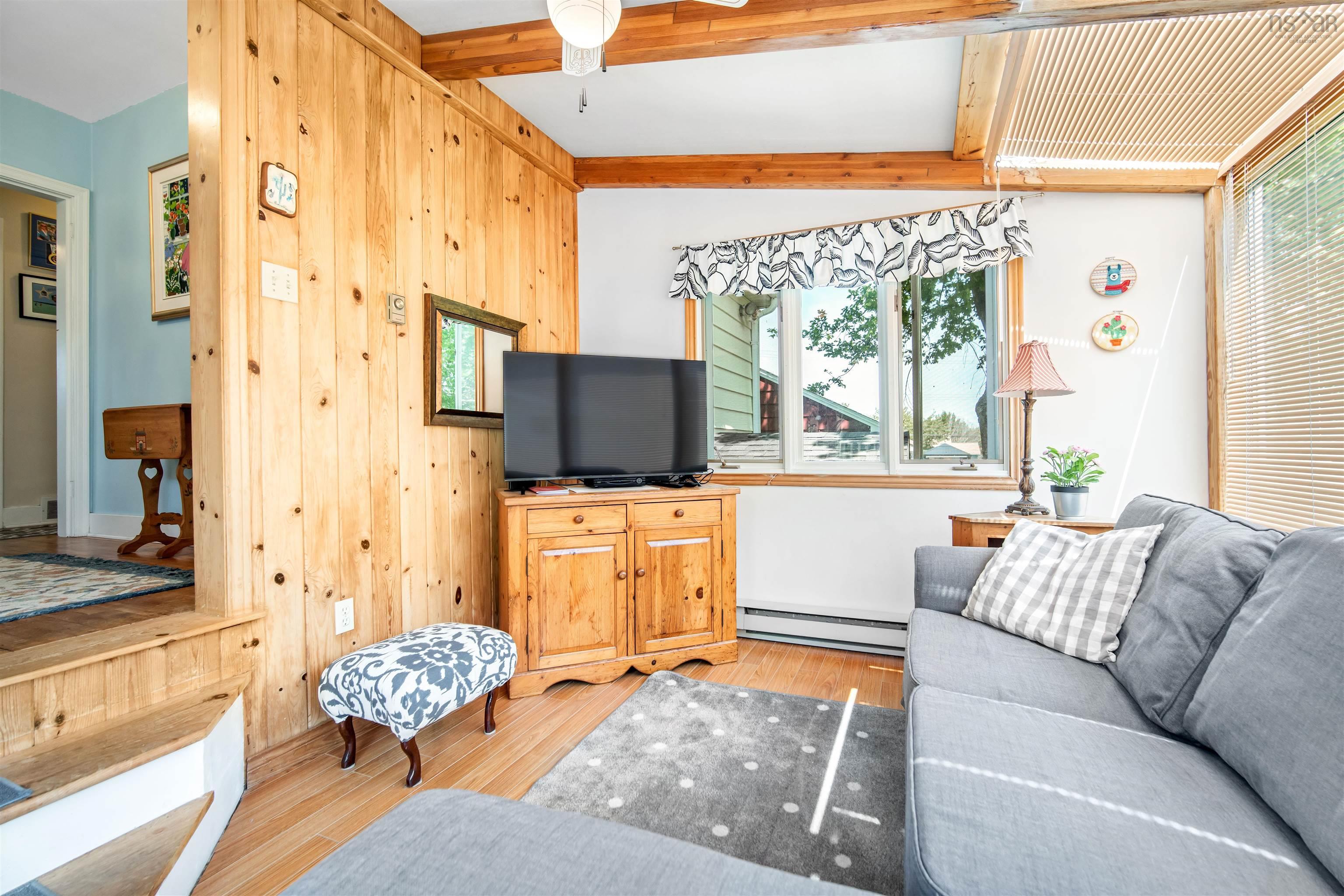 6 Piers Avenue, Halifax, NS (MLS 202529680)