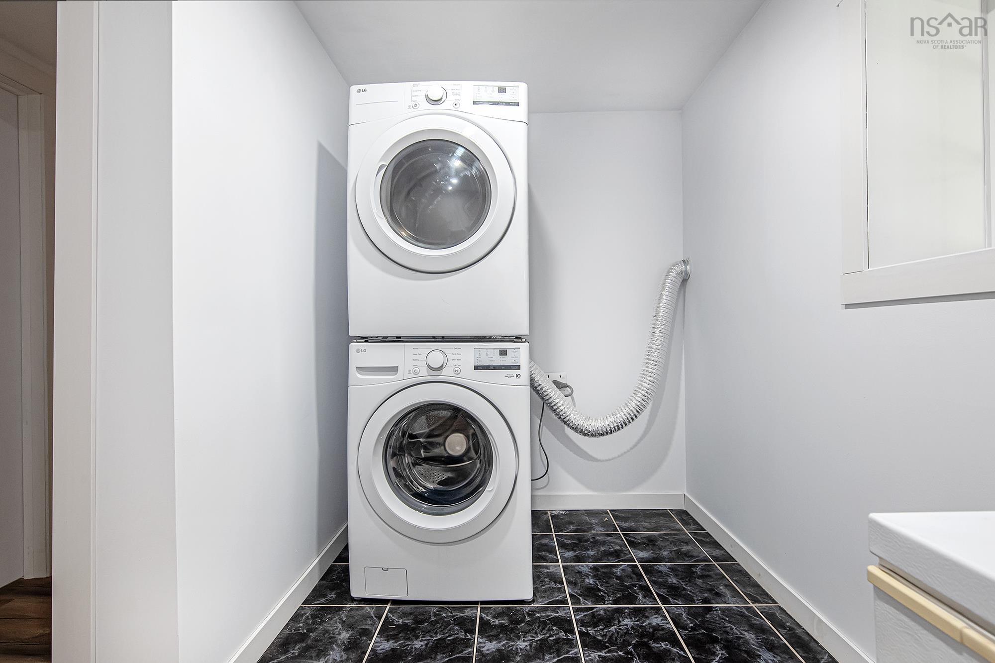 73 Union Street, Bedford, NS (MLS 202529686)