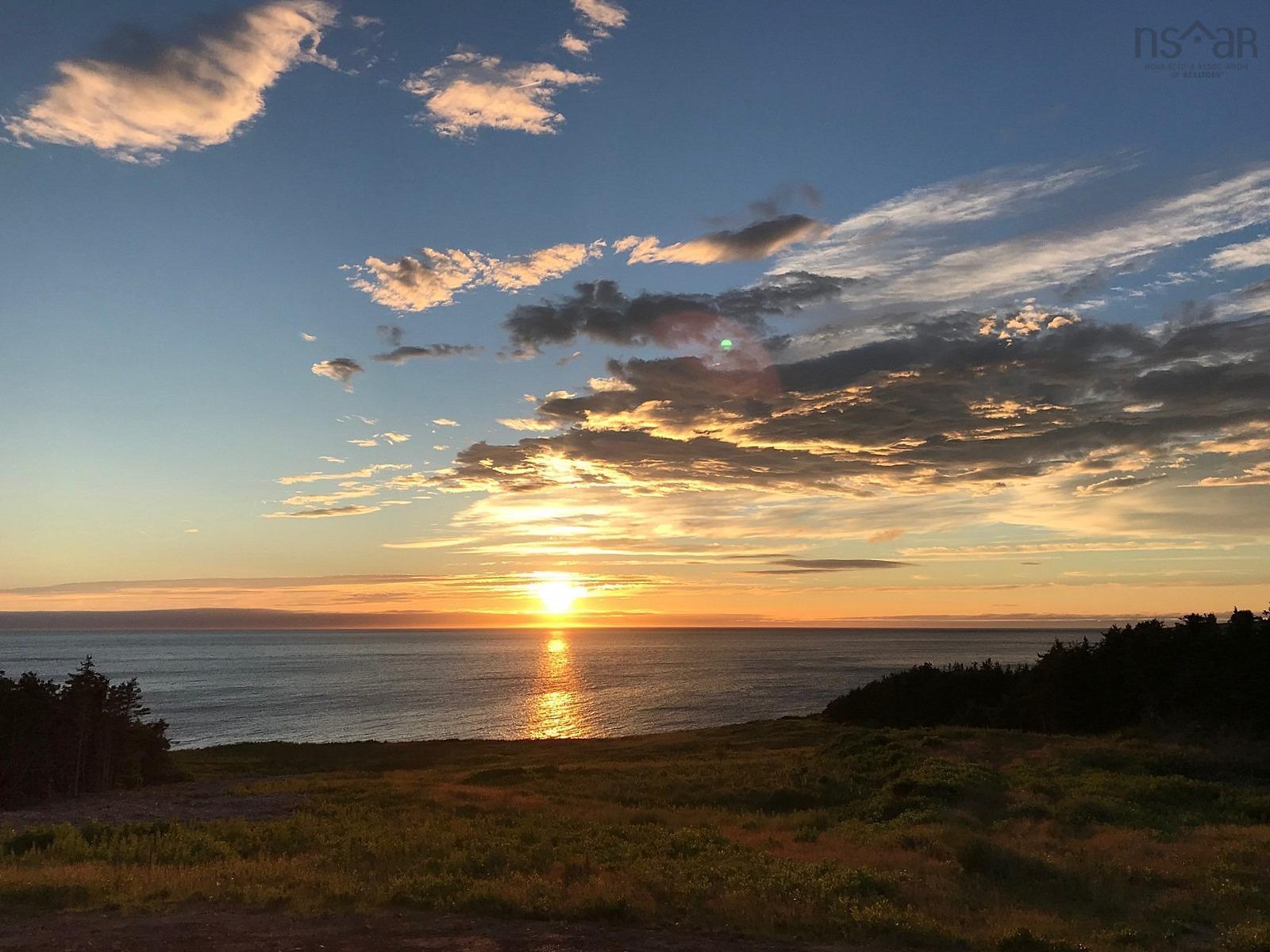 $495,000.00: 13791 Cabot Trail, Point Cross