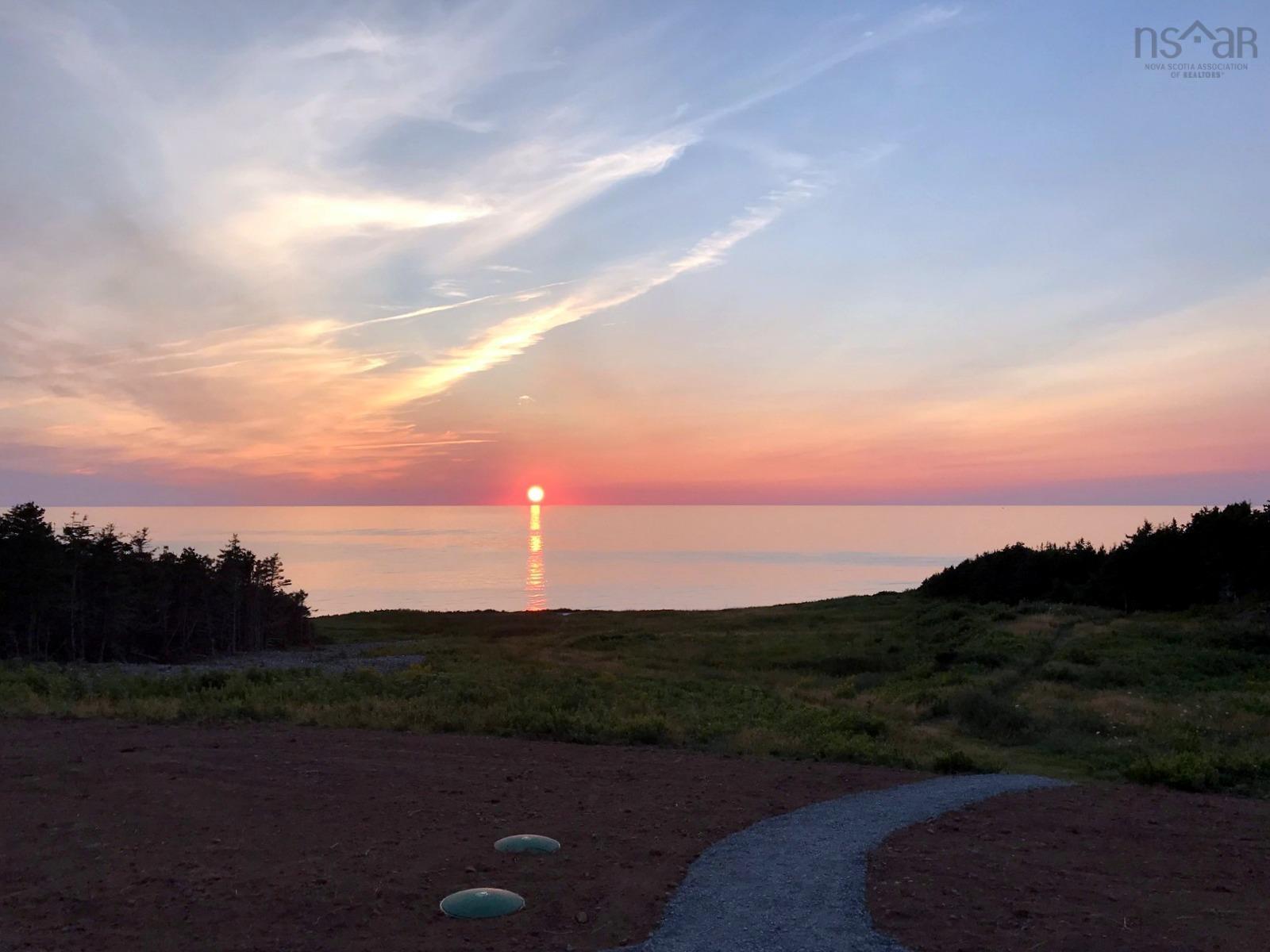 $495,000.00: 13791 Cabot Trail, Point Cross