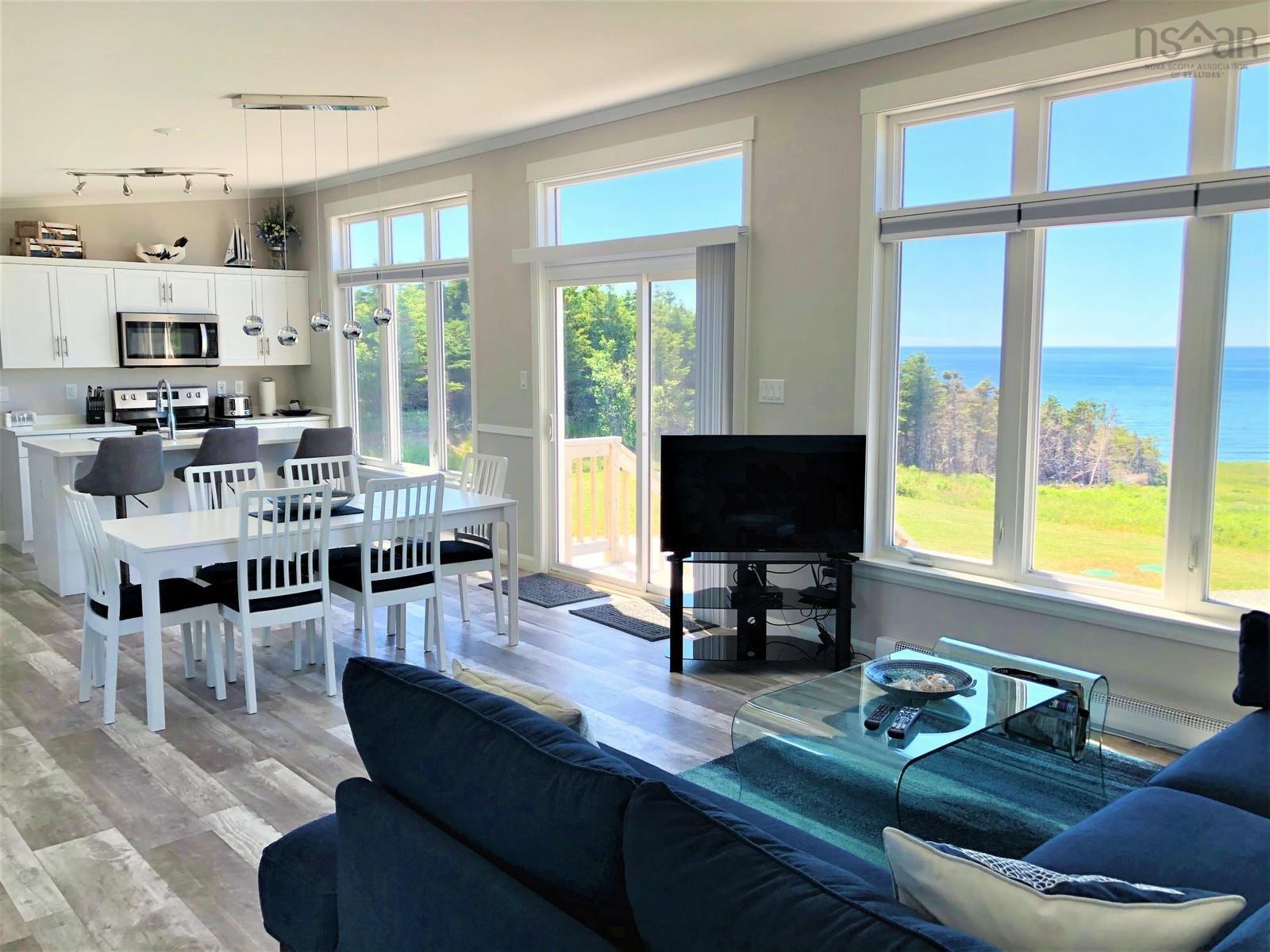 $495,000.00: 13791 Cabot Trail, Point Cross