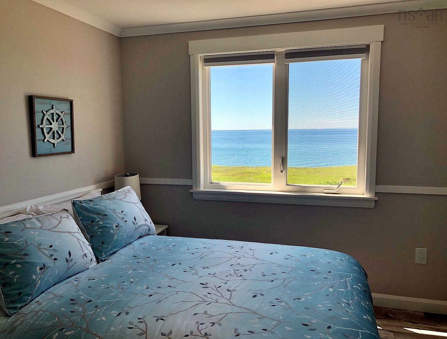 $495,000.00: 13791 Cabot Trail, Point Cross