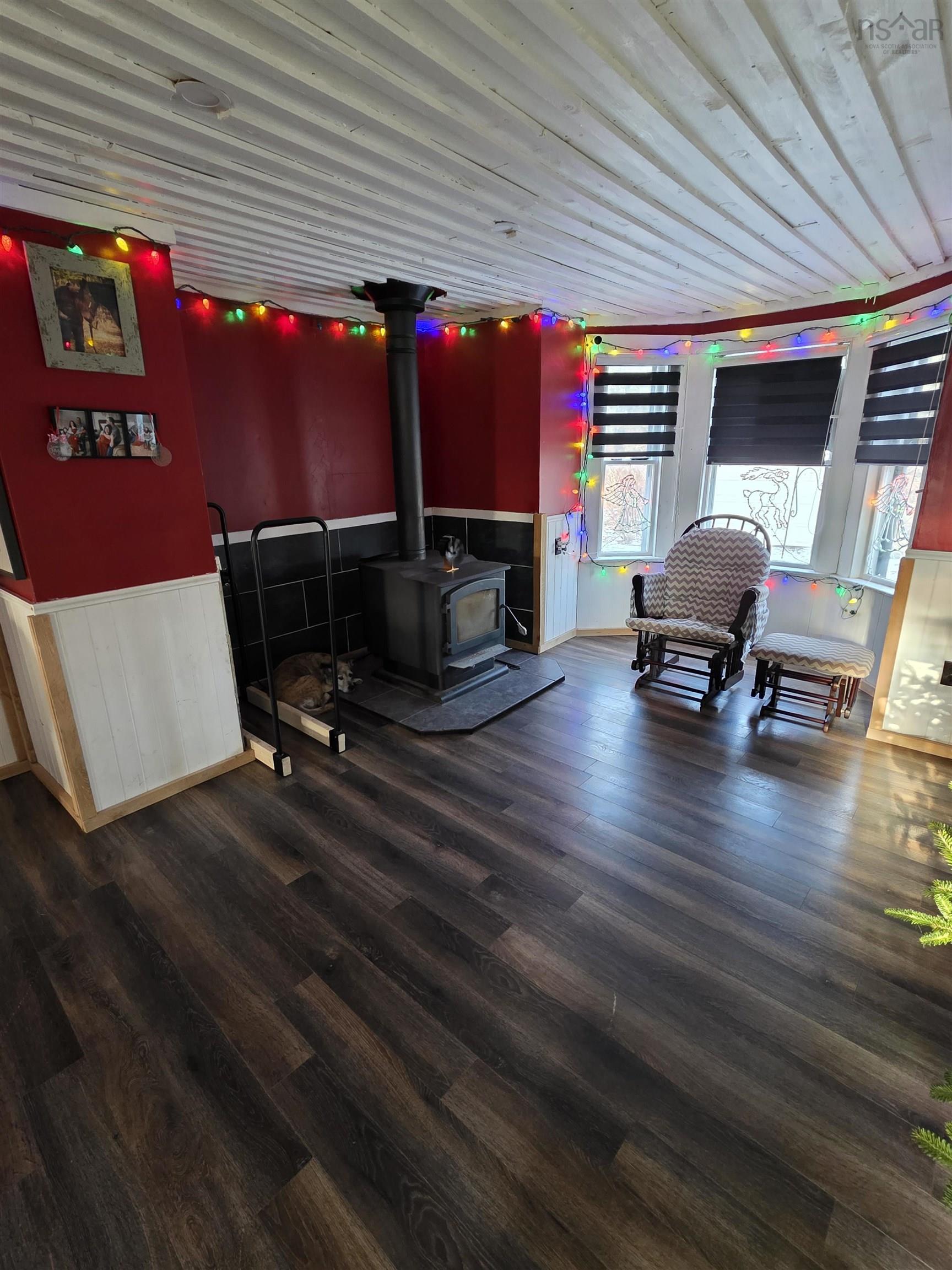 $297,500.00: 205 Hodgson