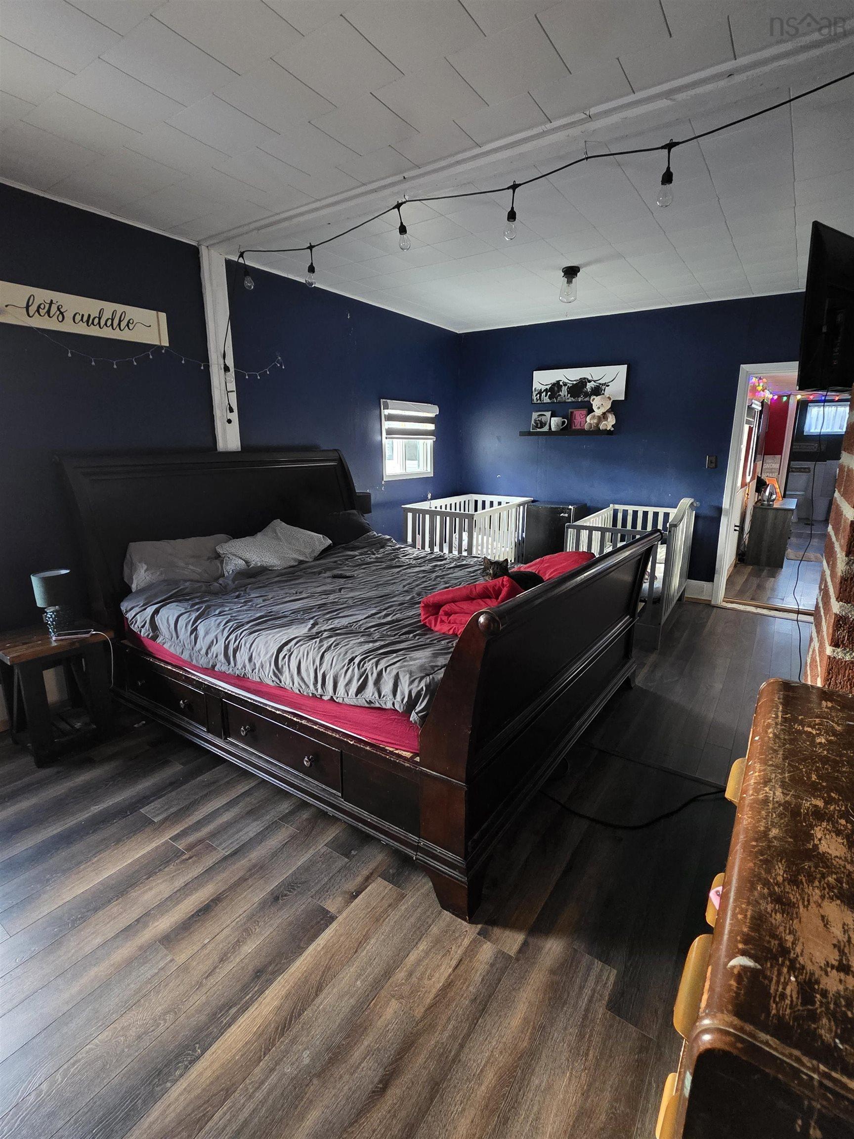 $297,500.00: 205 Hodgson