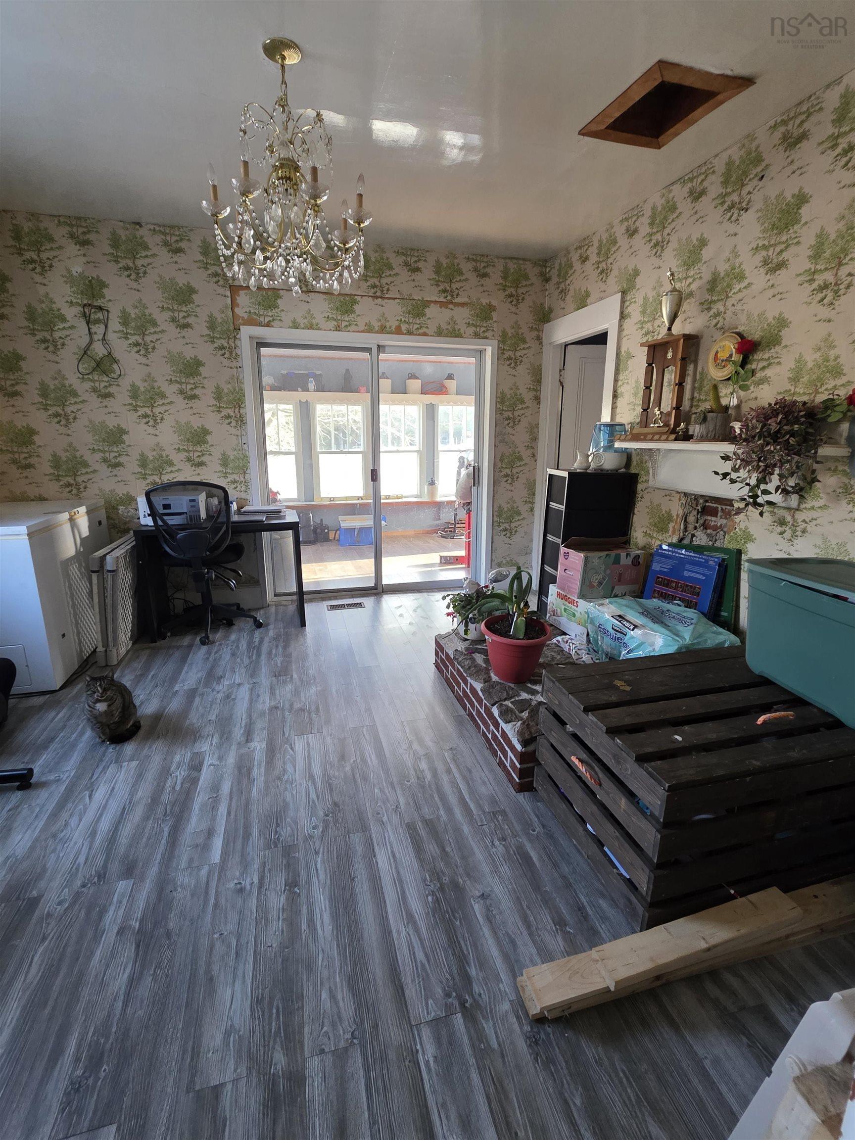 $297,500.00: 205 Hodgson