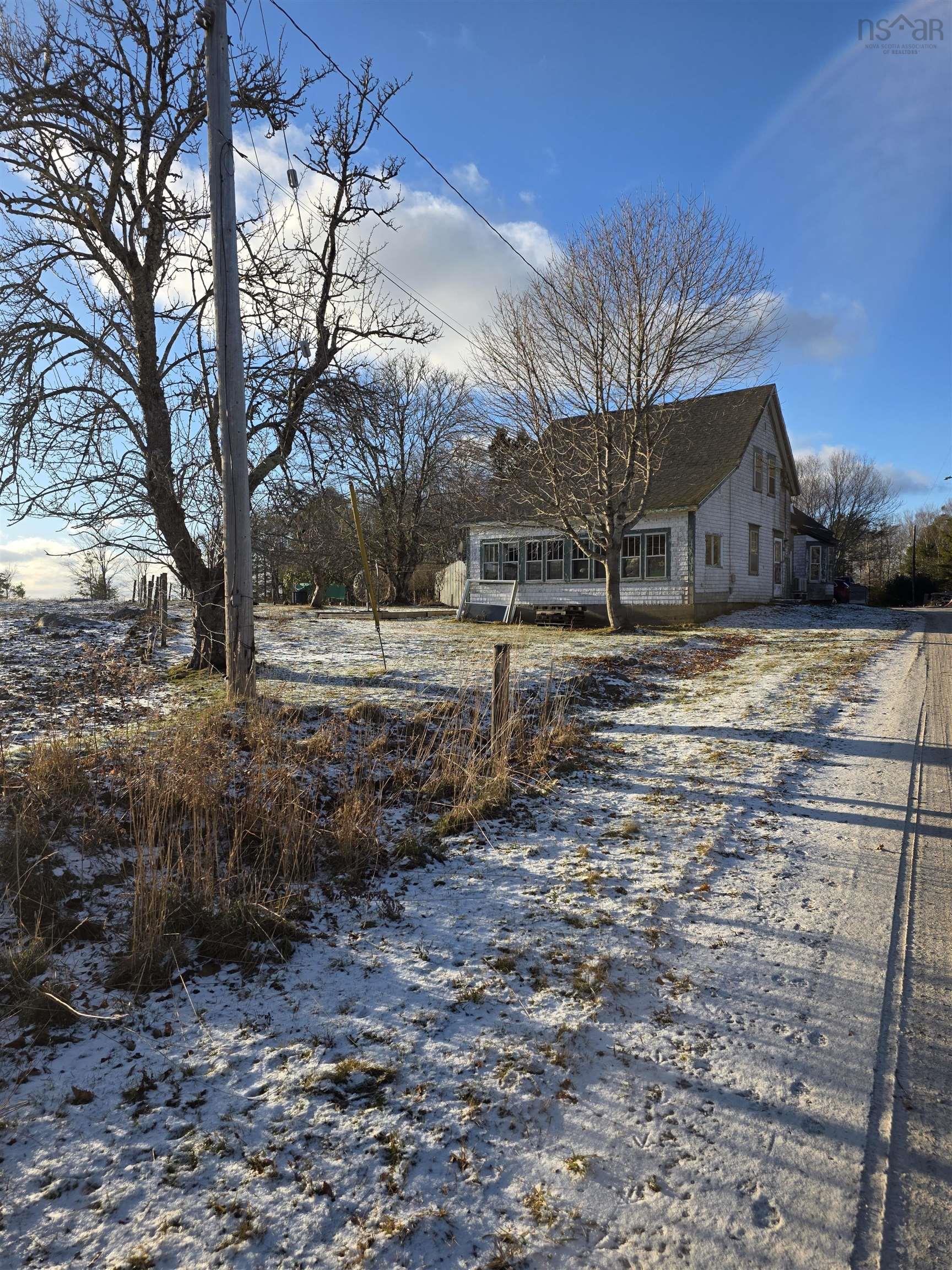 $297,500.00: 205 Hodgson