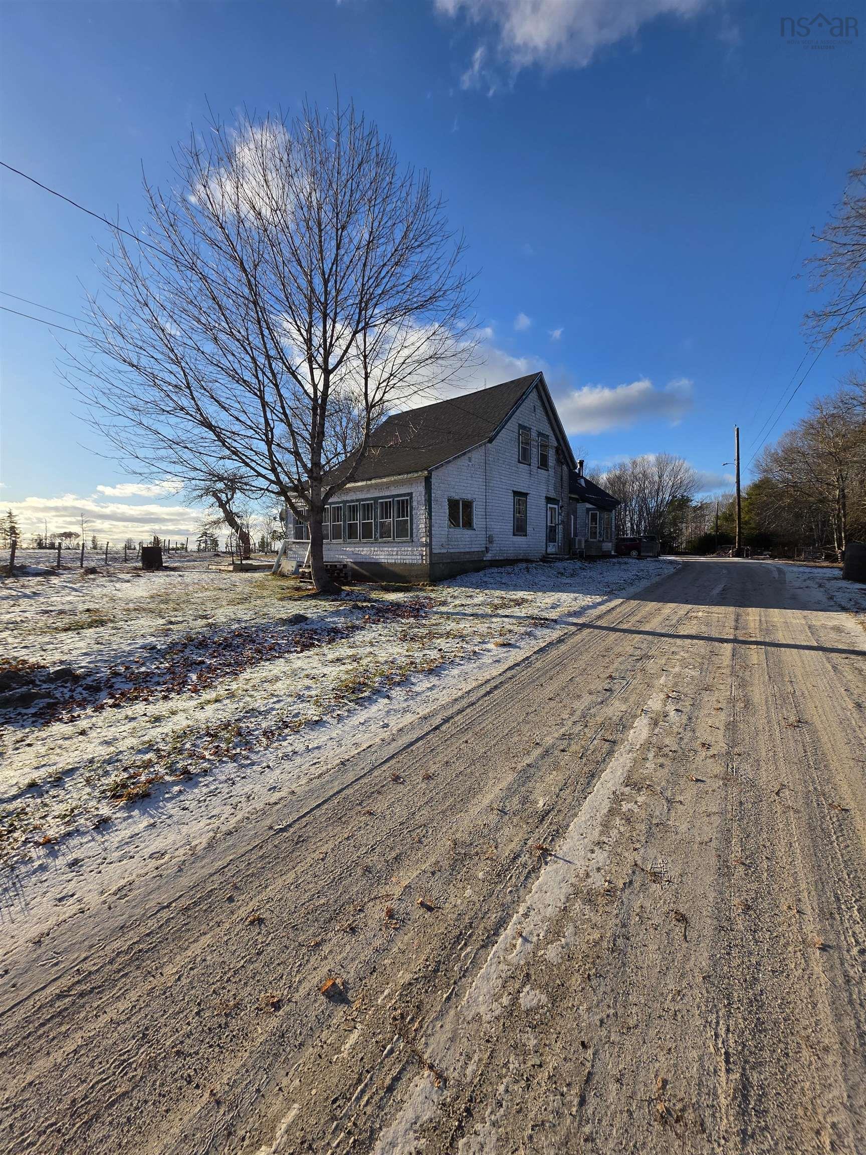 $297,500.00: 205 Hodgson