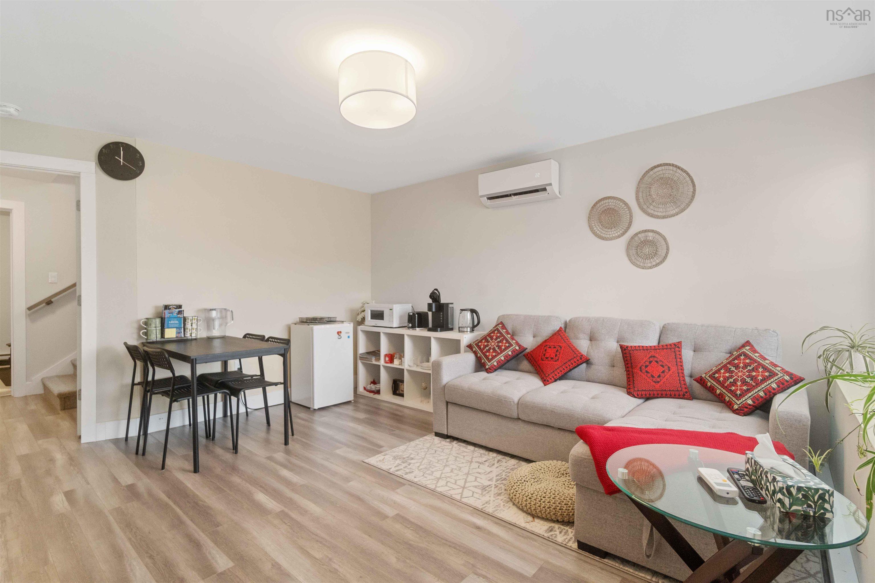 $789,900.00: 11 Poonam Court, Dartmouth