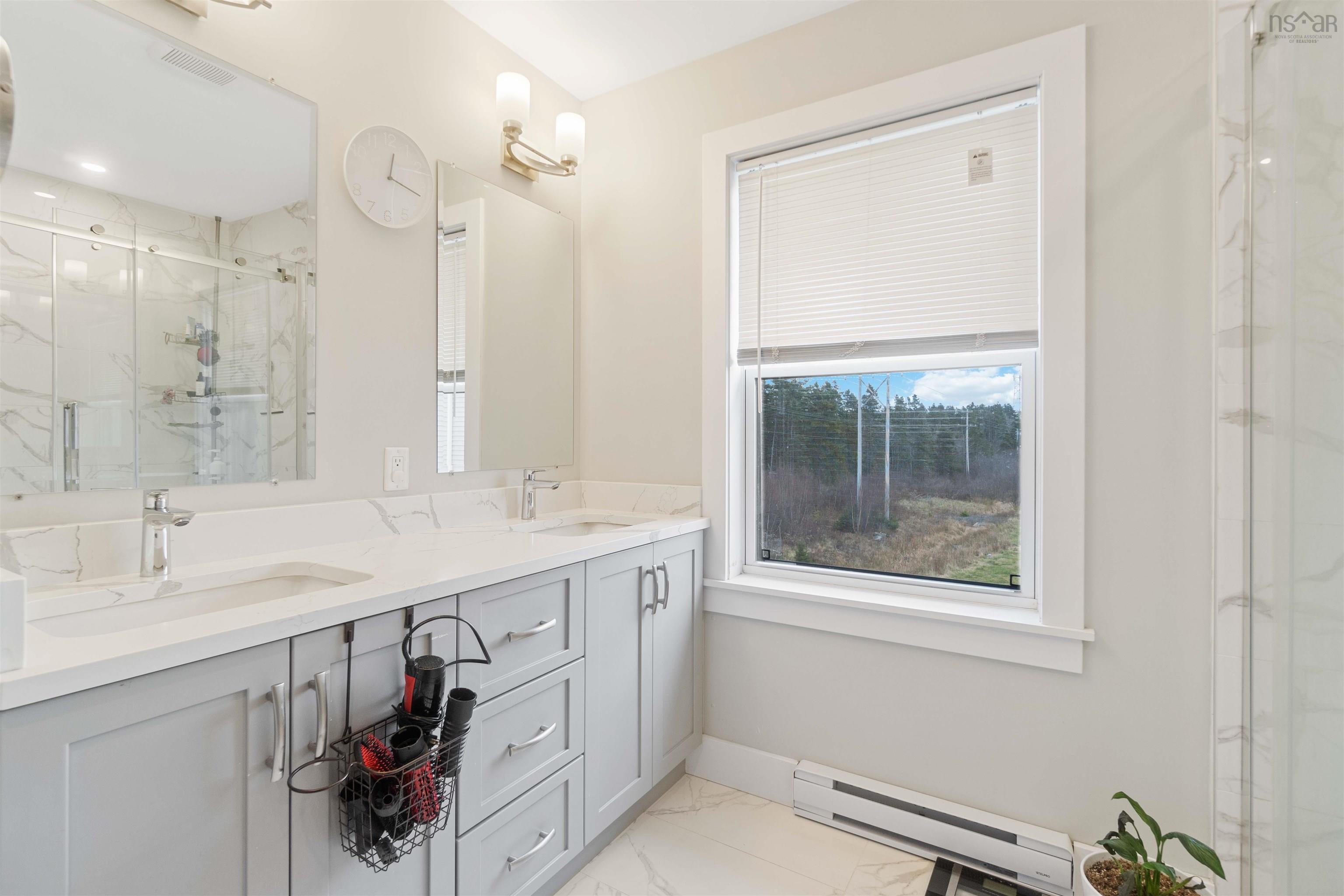 $789,900.00: 11 Poonam Court, Dartmouth