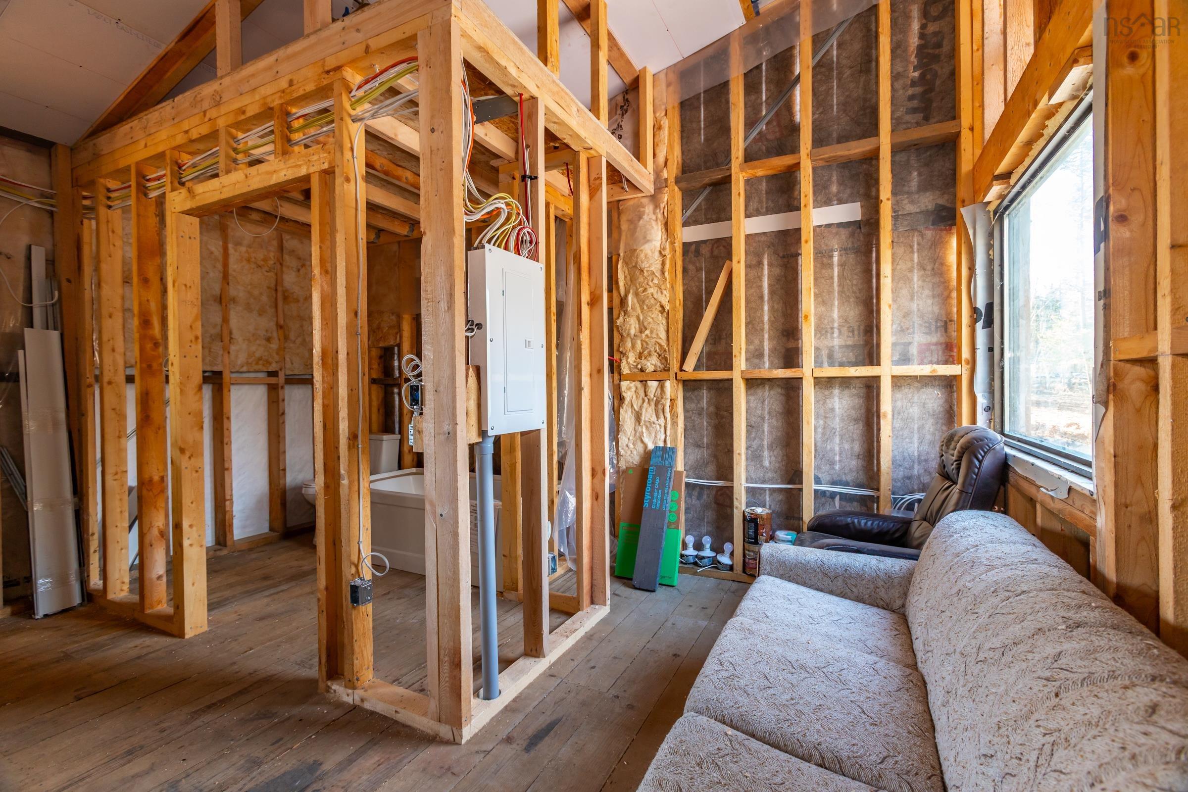 $149,000.00: 207 Old Post Road, Clementsport