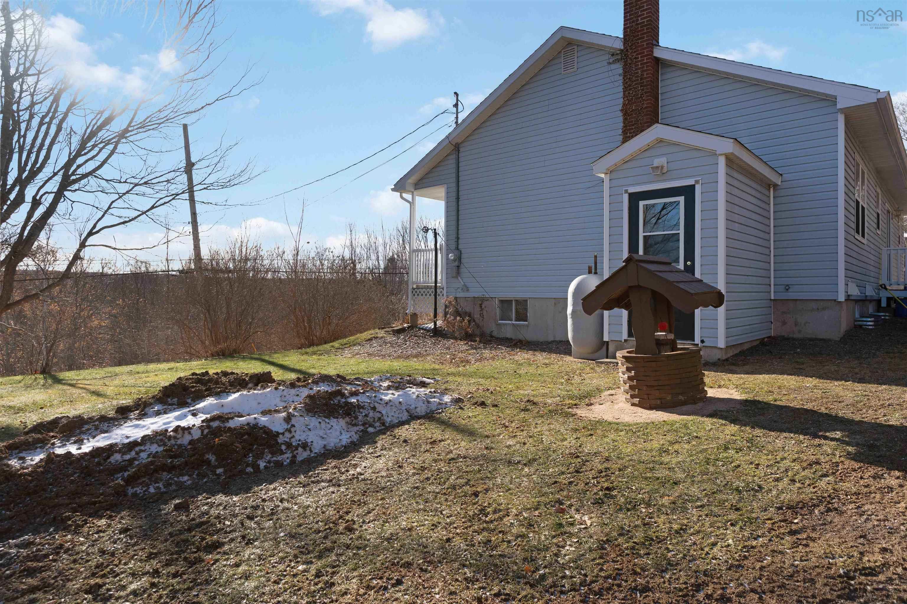 $385,000.00: 4395 Prospect Road, North Alton