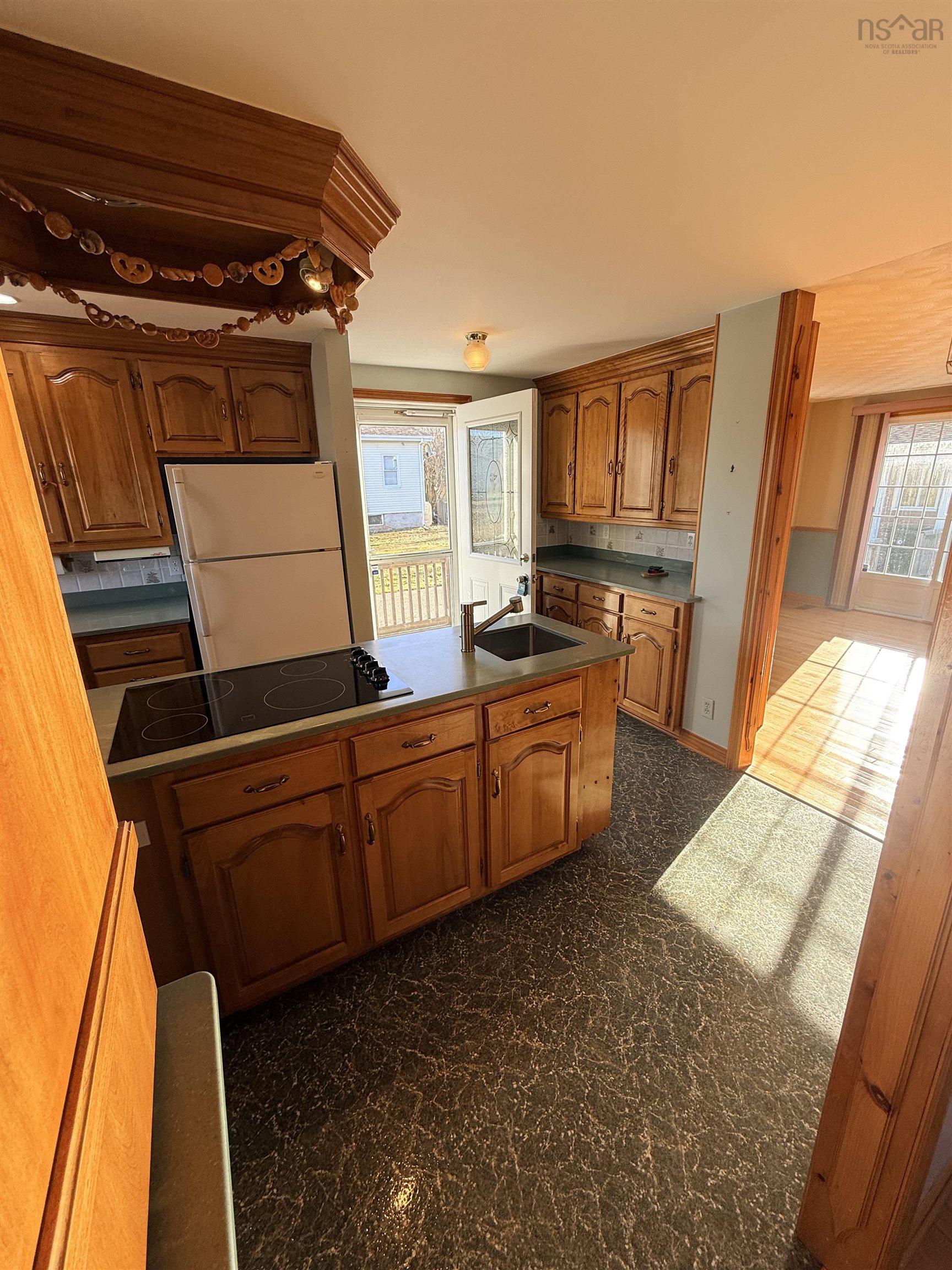 $299,900.00: 31 Allen Street, Glace Bay