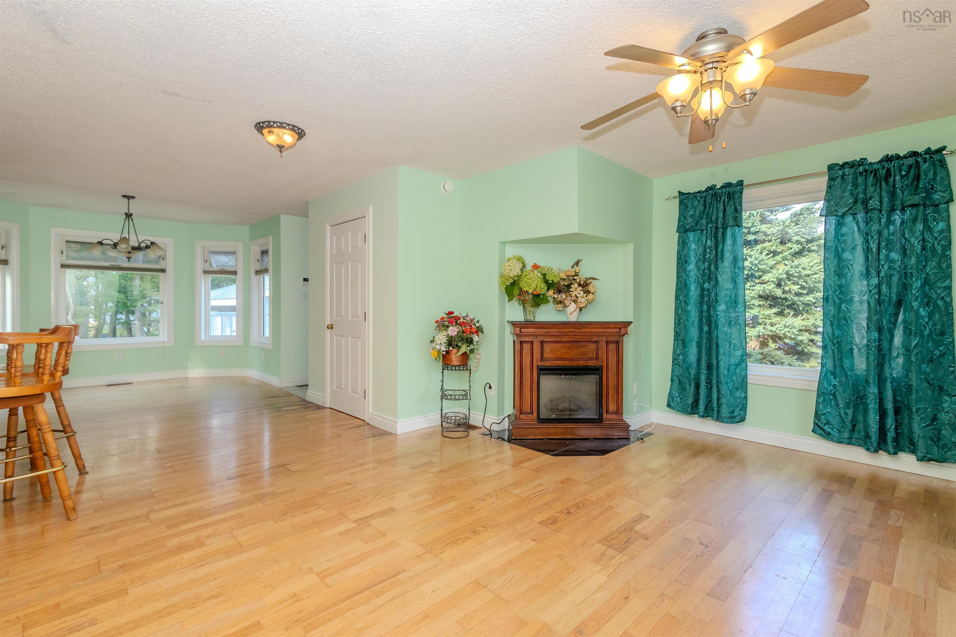 $399,900.00: 41 Franklyn Drive, Sydney