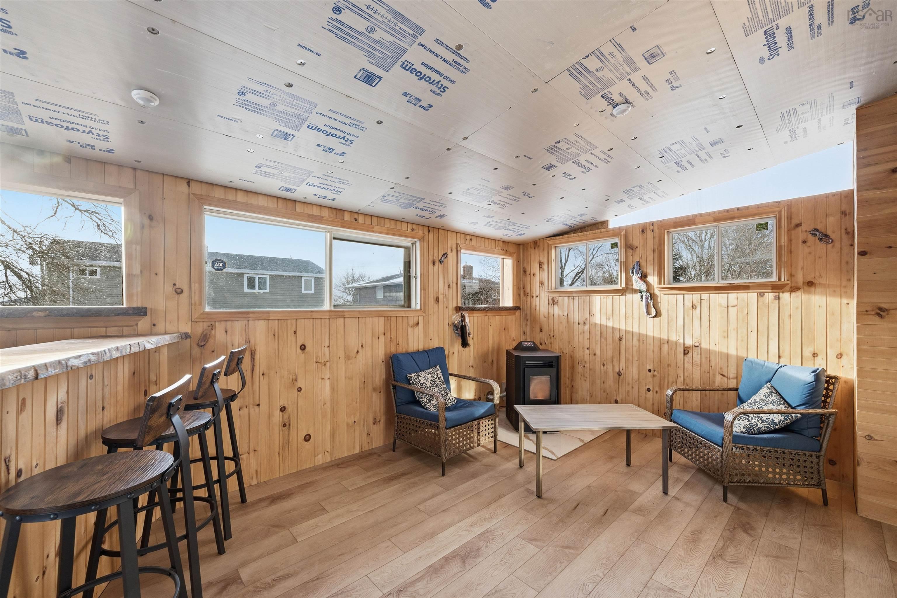 $450,000.00: 24 Roblea Drive, Dartmouth