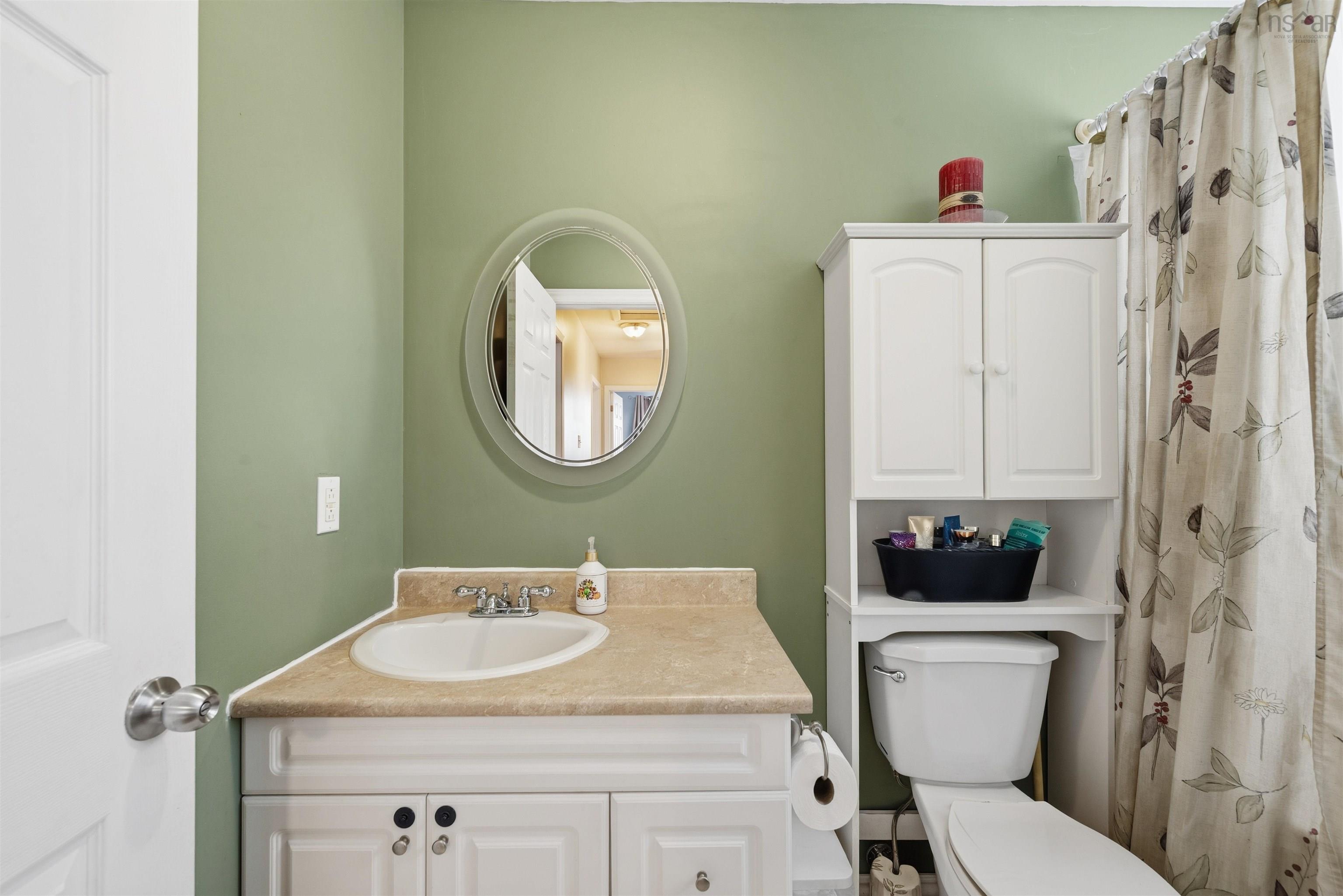 $450,000.00: 24 Roblea Drive, Dartmouth