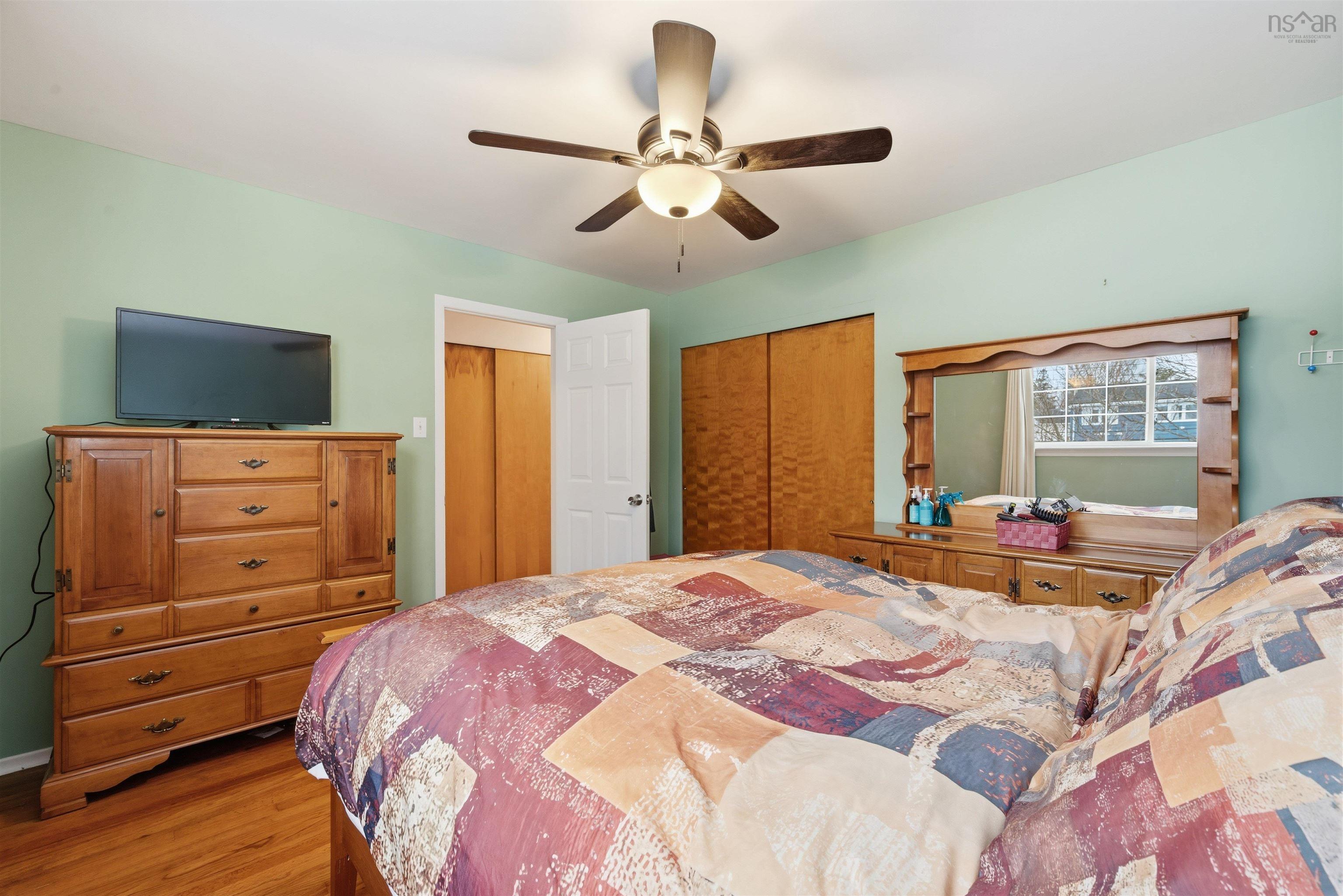 $450,000.00: 24 Roblea Drive, Dartmouth