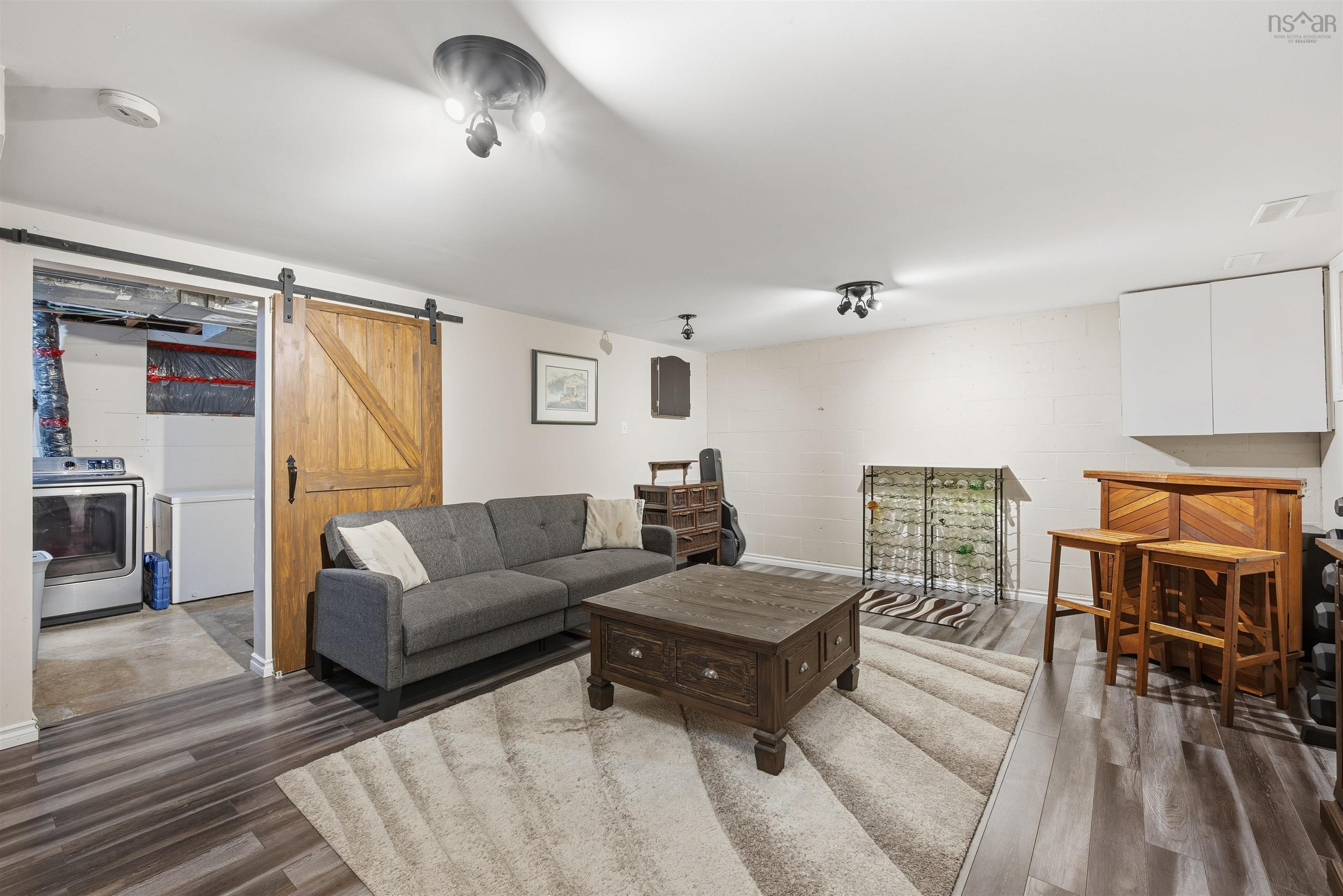 $450,000.00: 24 Roblea Drive, Dartmouth