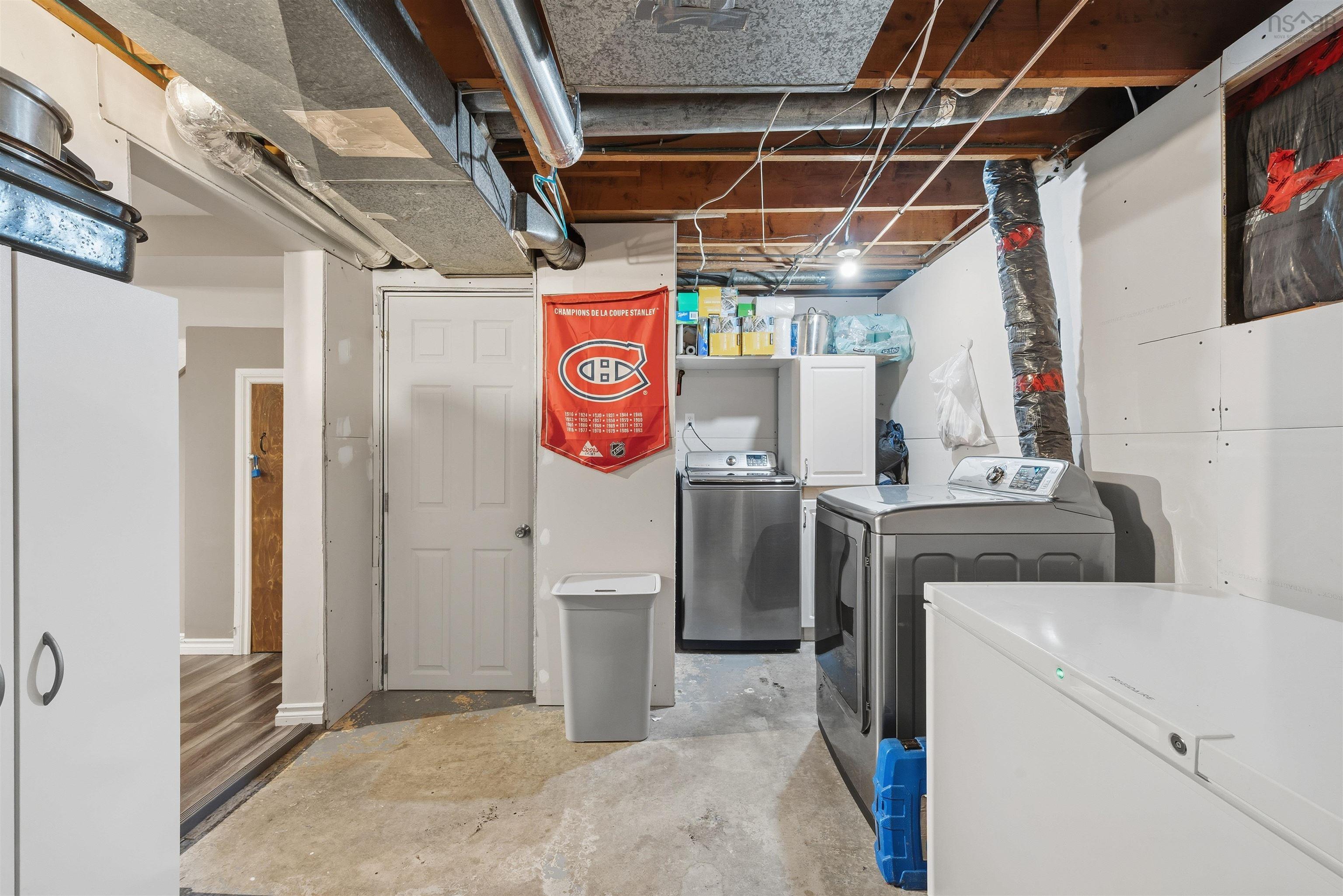 $450,000.00: 24 Roblea Drive, Dartmouth