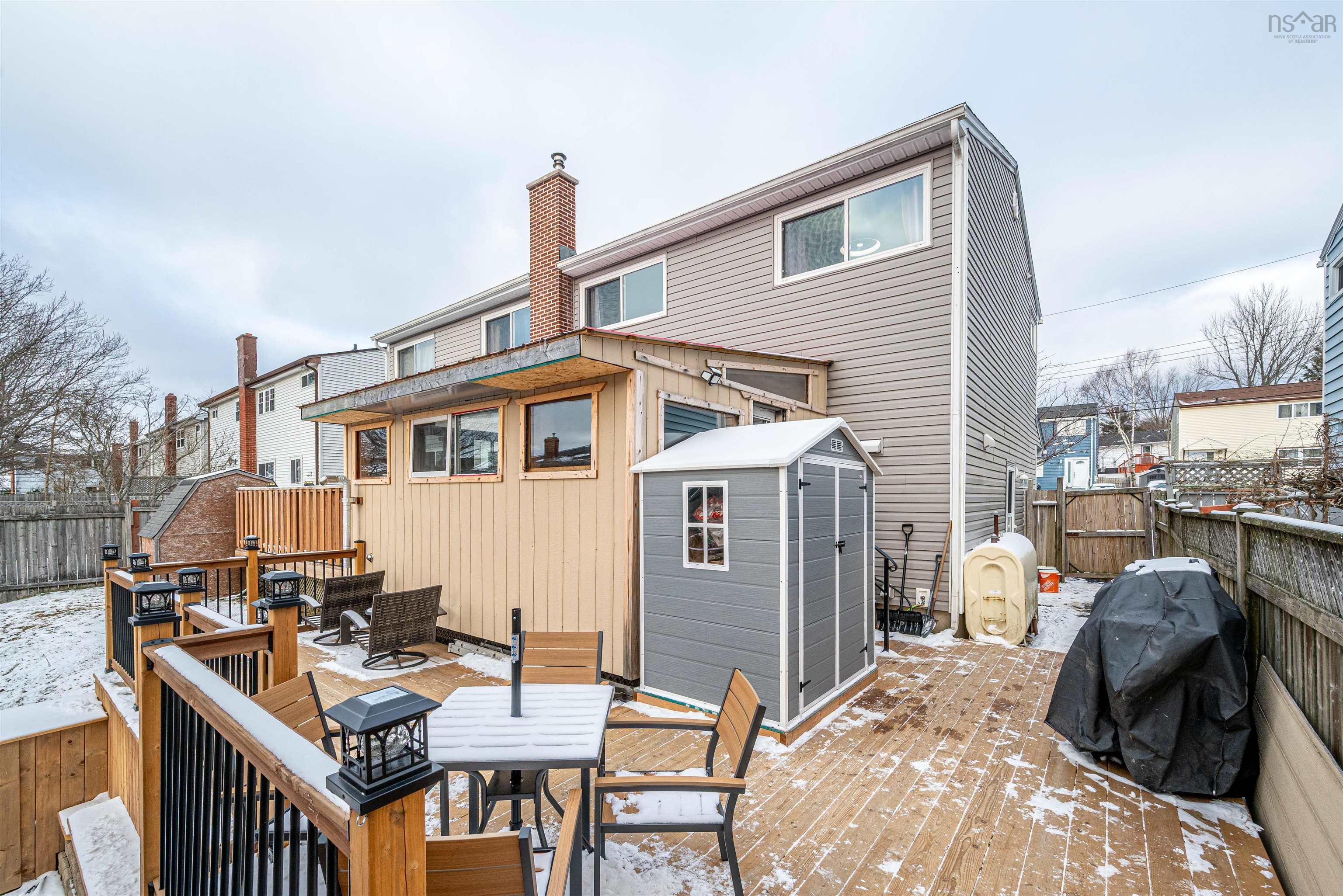 $450,000.00: 24 Roblea Drive, Dartmouth