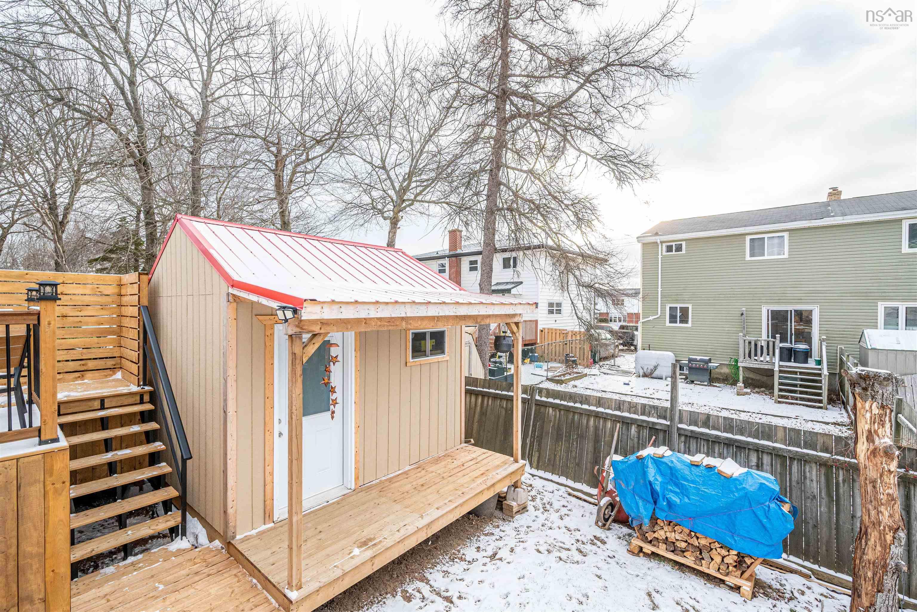 $450,000.00: 24 Roblea Drive, Dartmouth