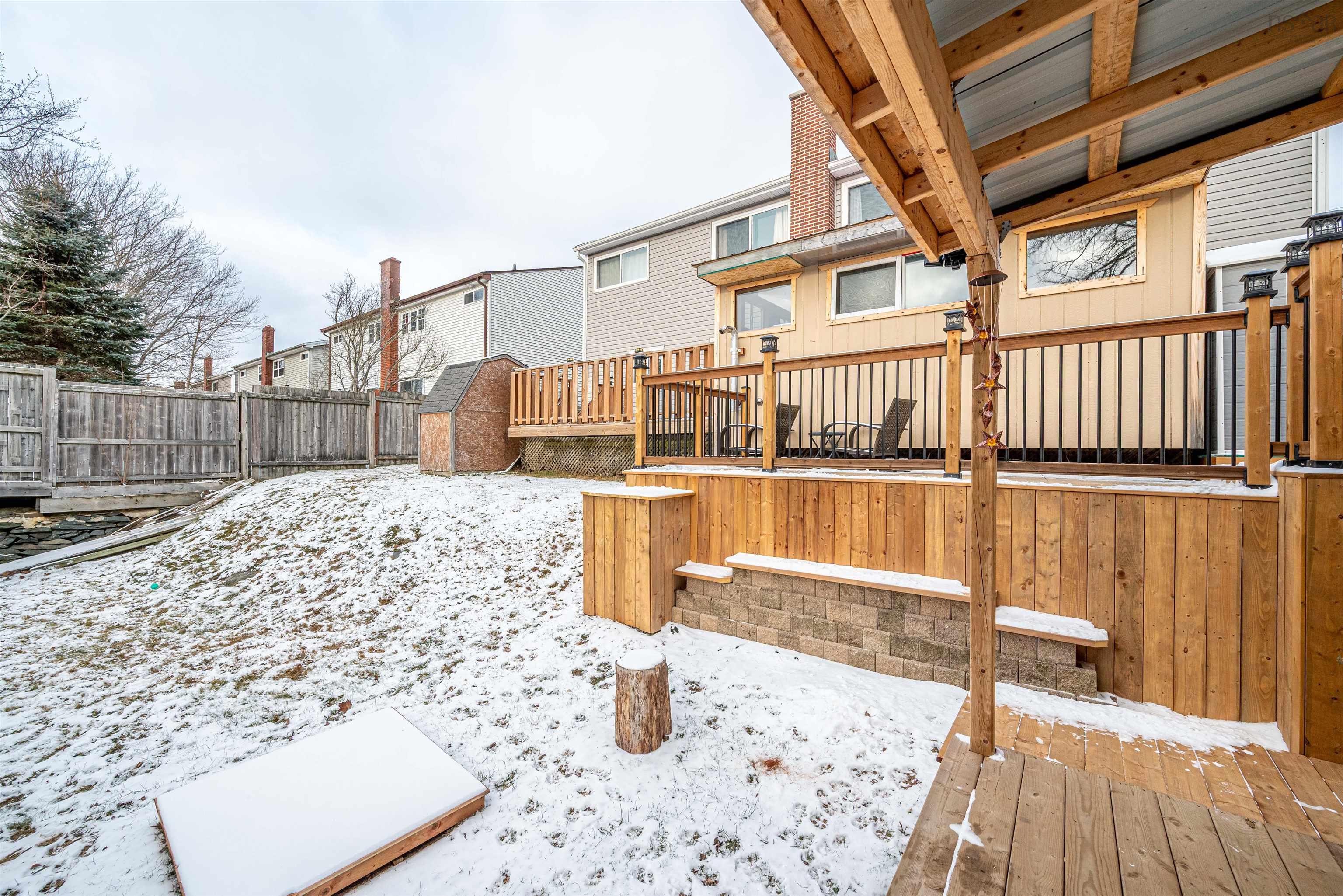 $450,000.00: 24 Roblea Drive, Dartmouth