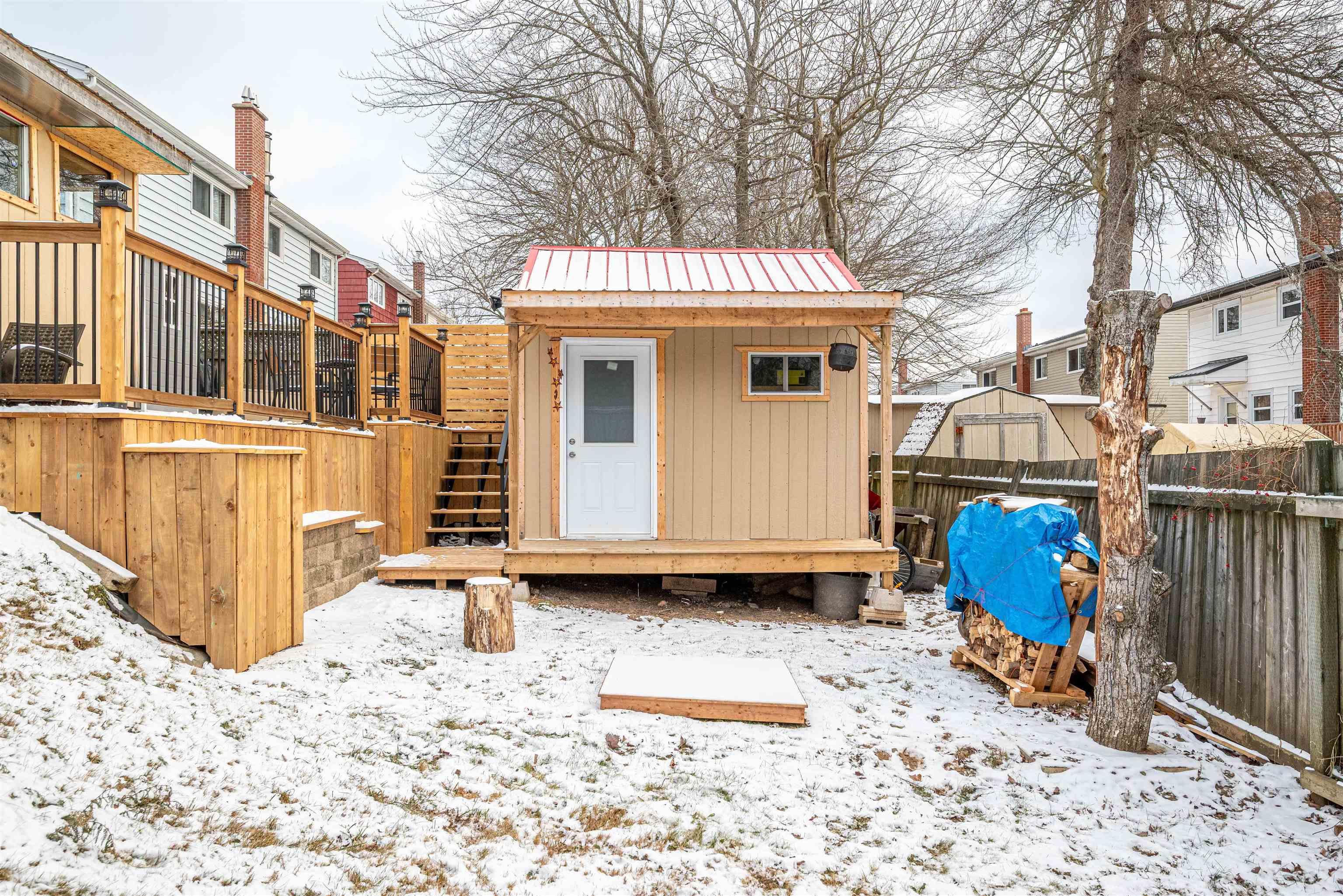 $450,000.00: 24 Roblea Drive, Dartmouth