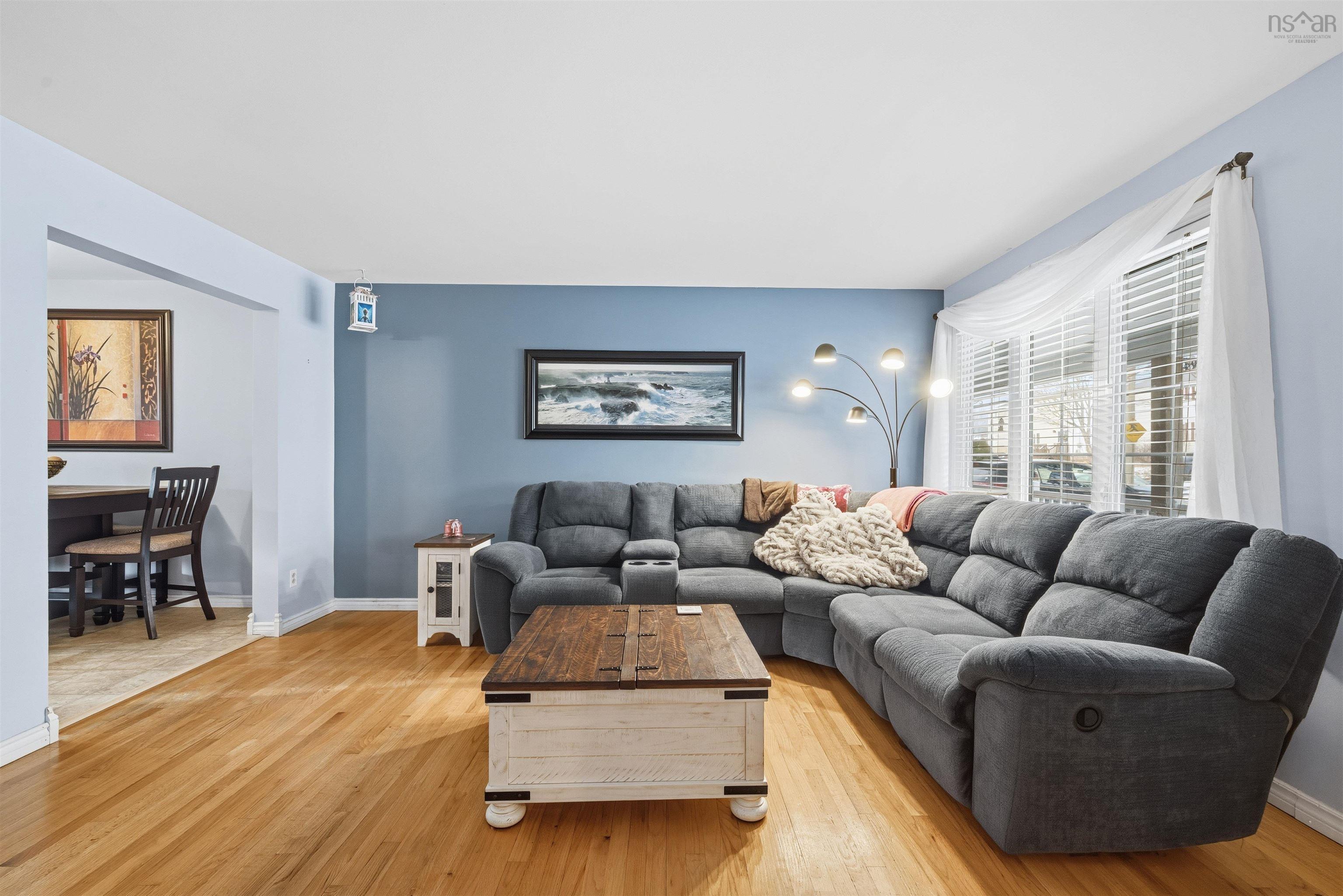 $450,000.00: 24 Roblea Drive, Dartmouth