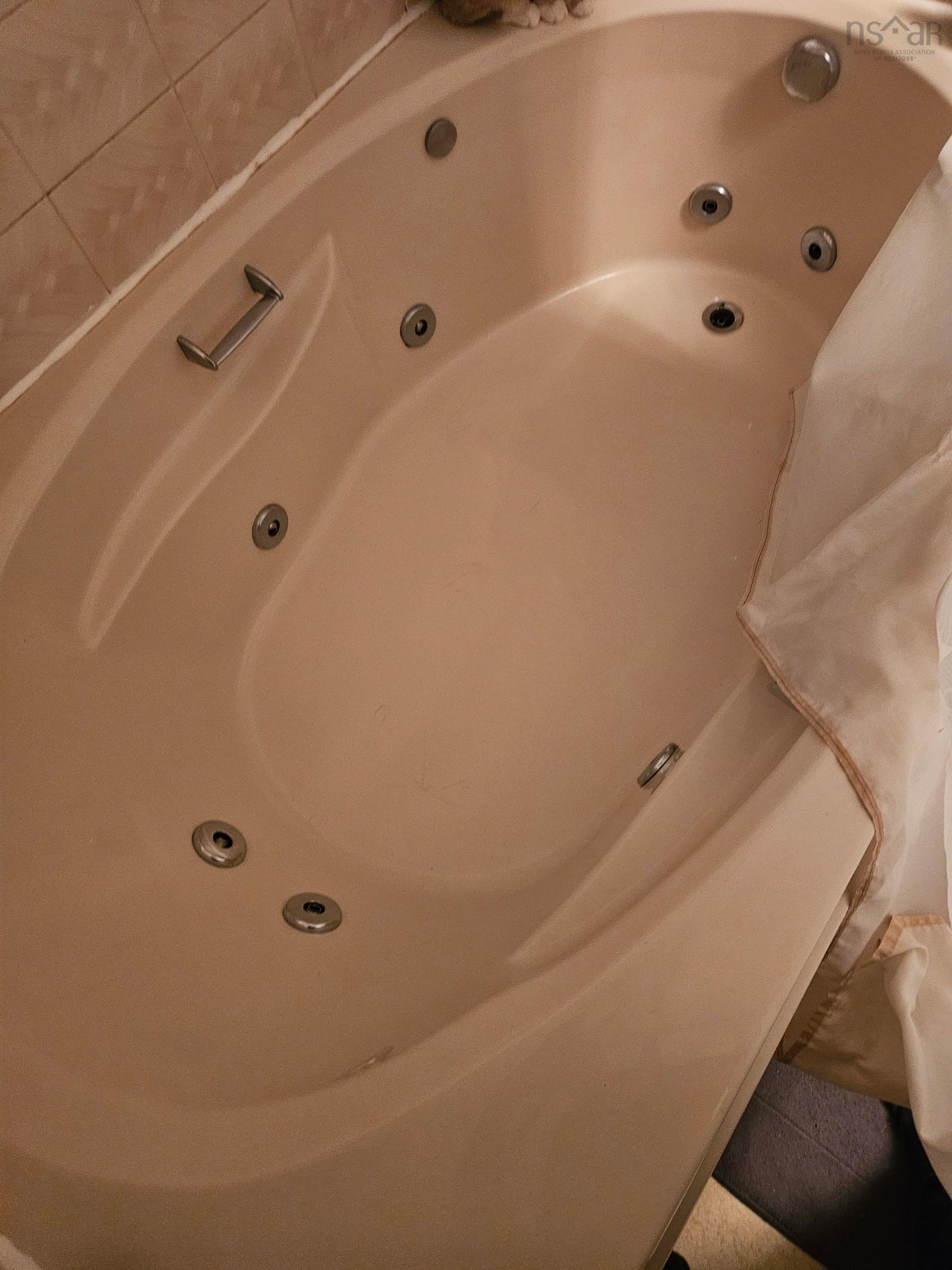 $414,900.00: 3 Fletcher Drive, Amherst