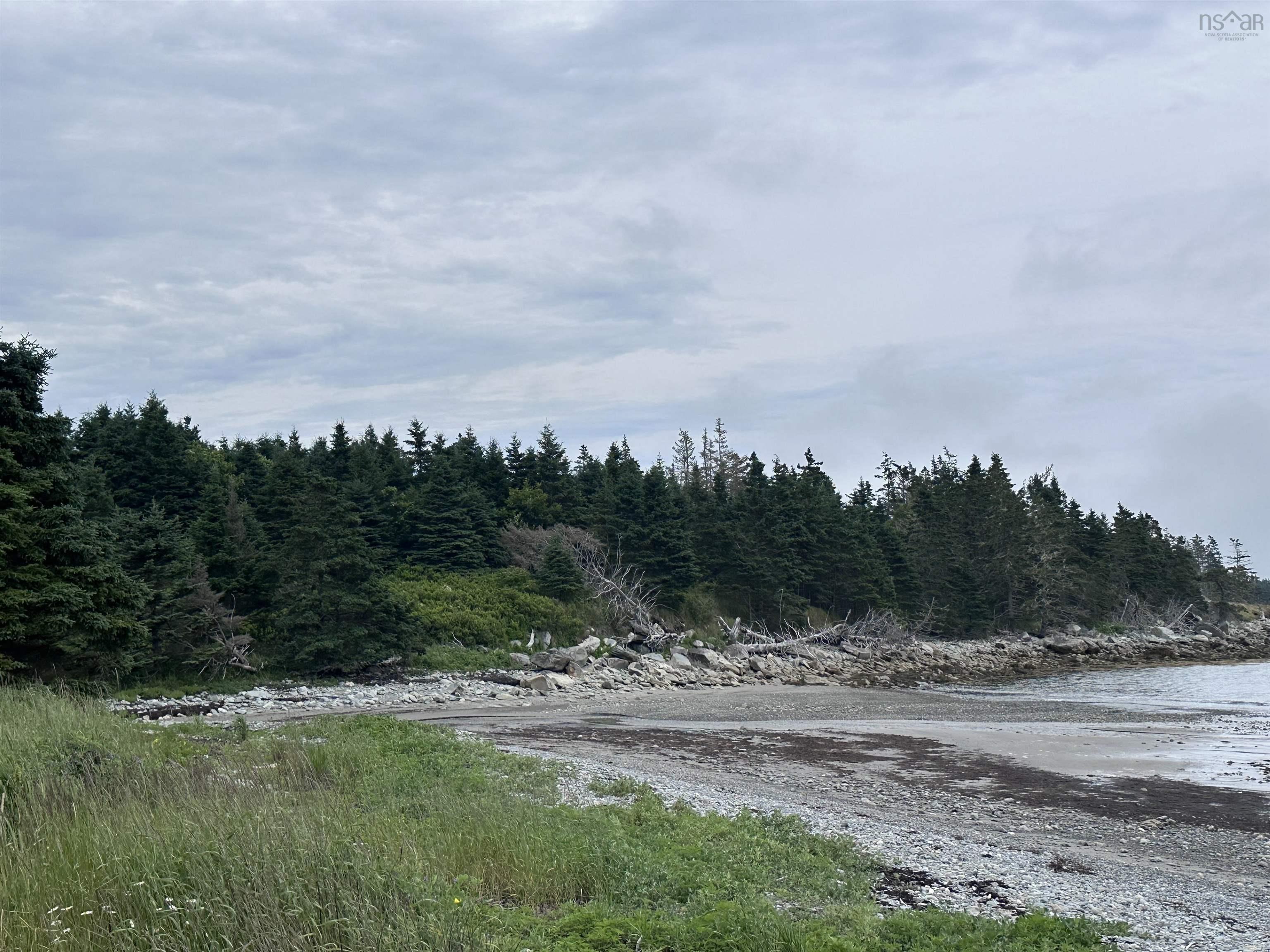 $43,000.00: Lot Highway 7, Moosehead