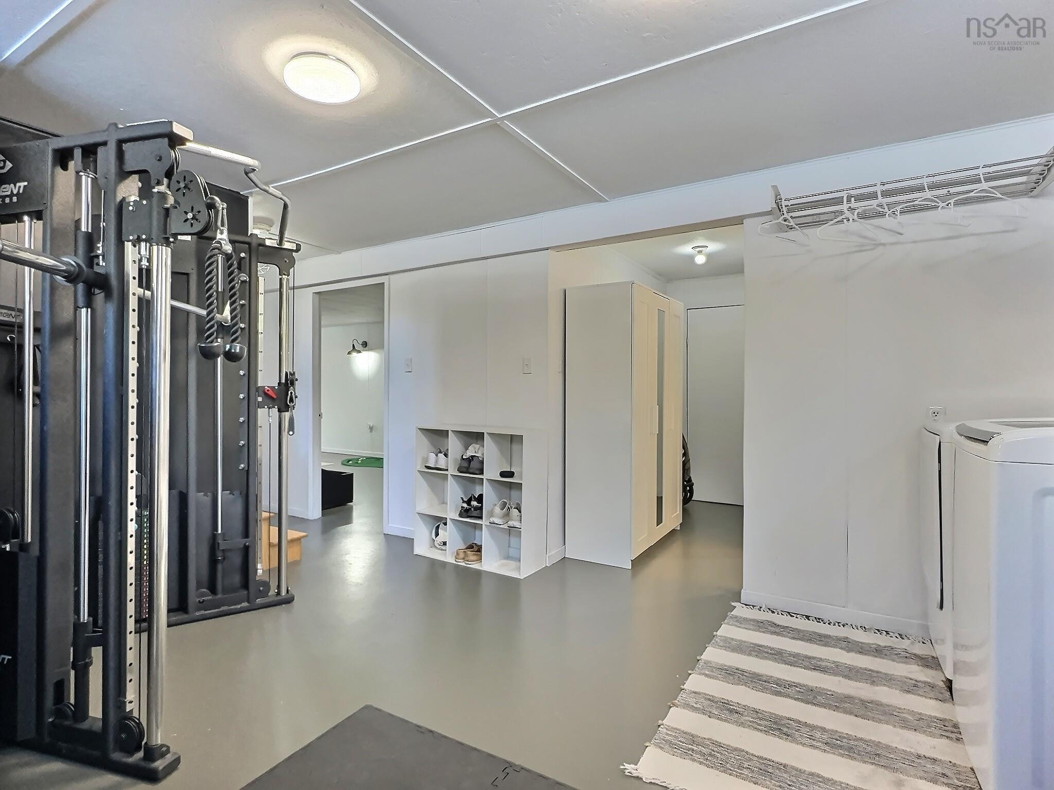 $385,000.00: 225 2 Highway, Brookfield