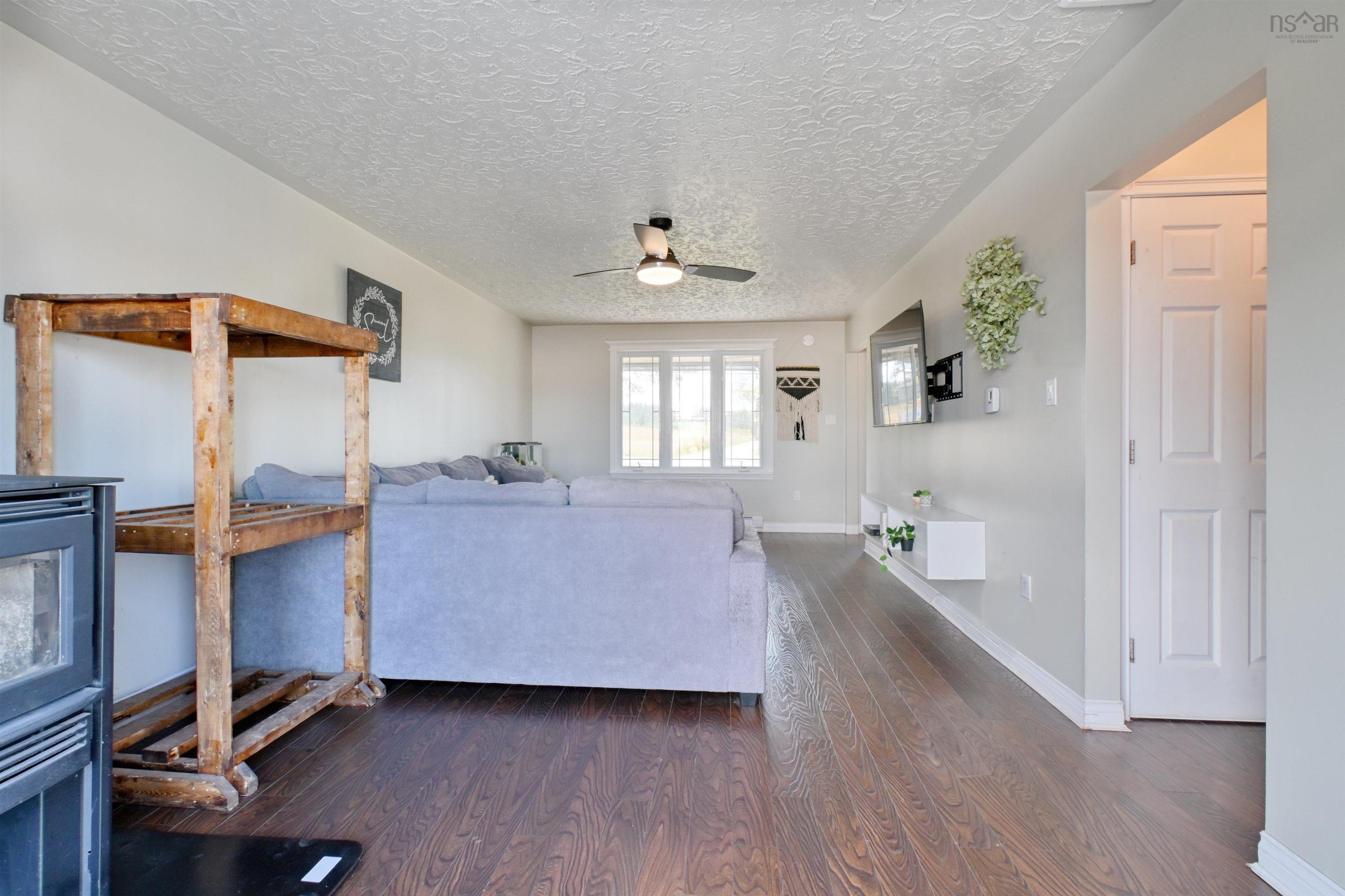 $346,700.00: 9307 Pepperell Street, St. Peter