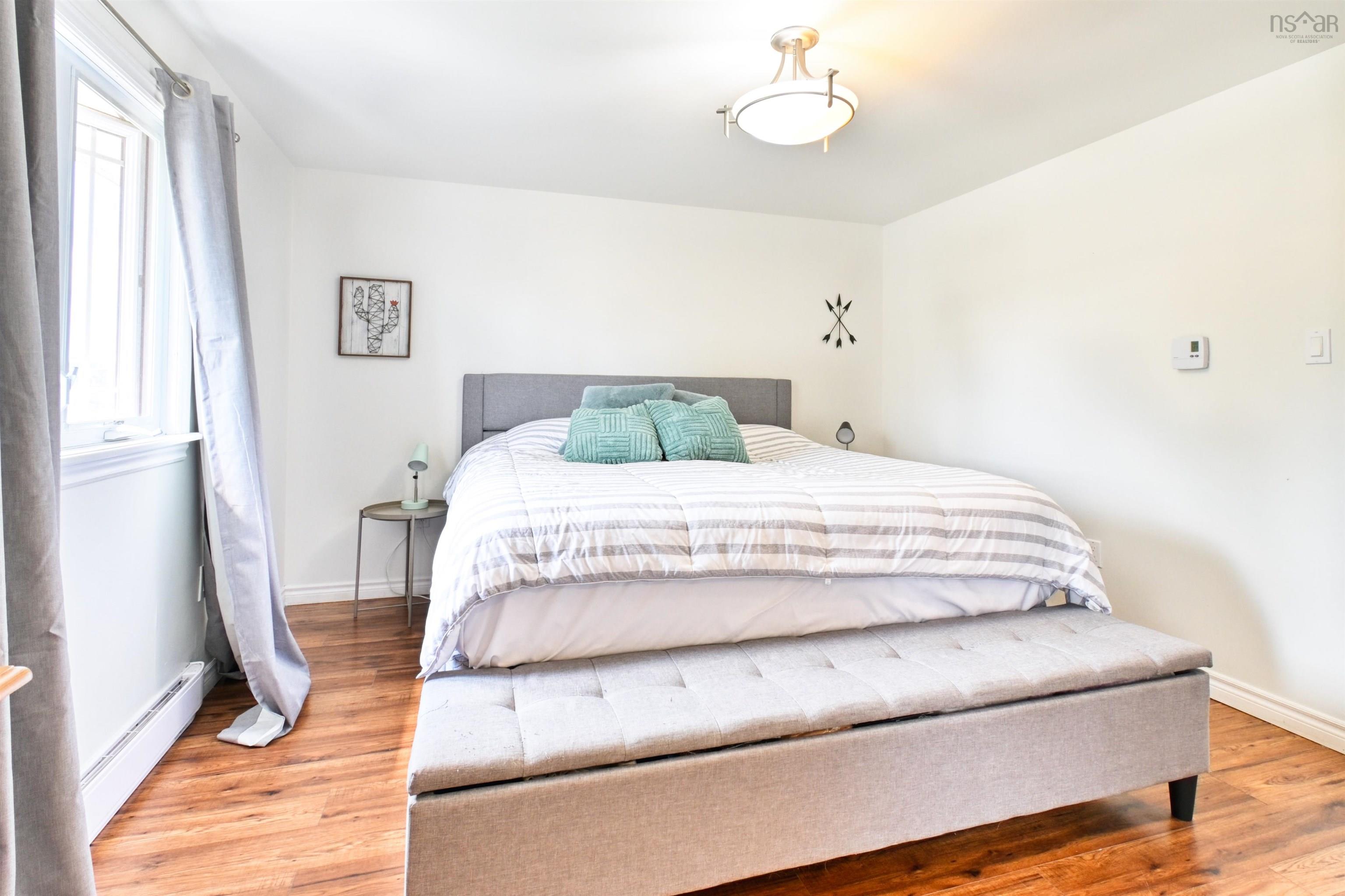 $346,700.00: 9307 Pepperell Street, St. Peter