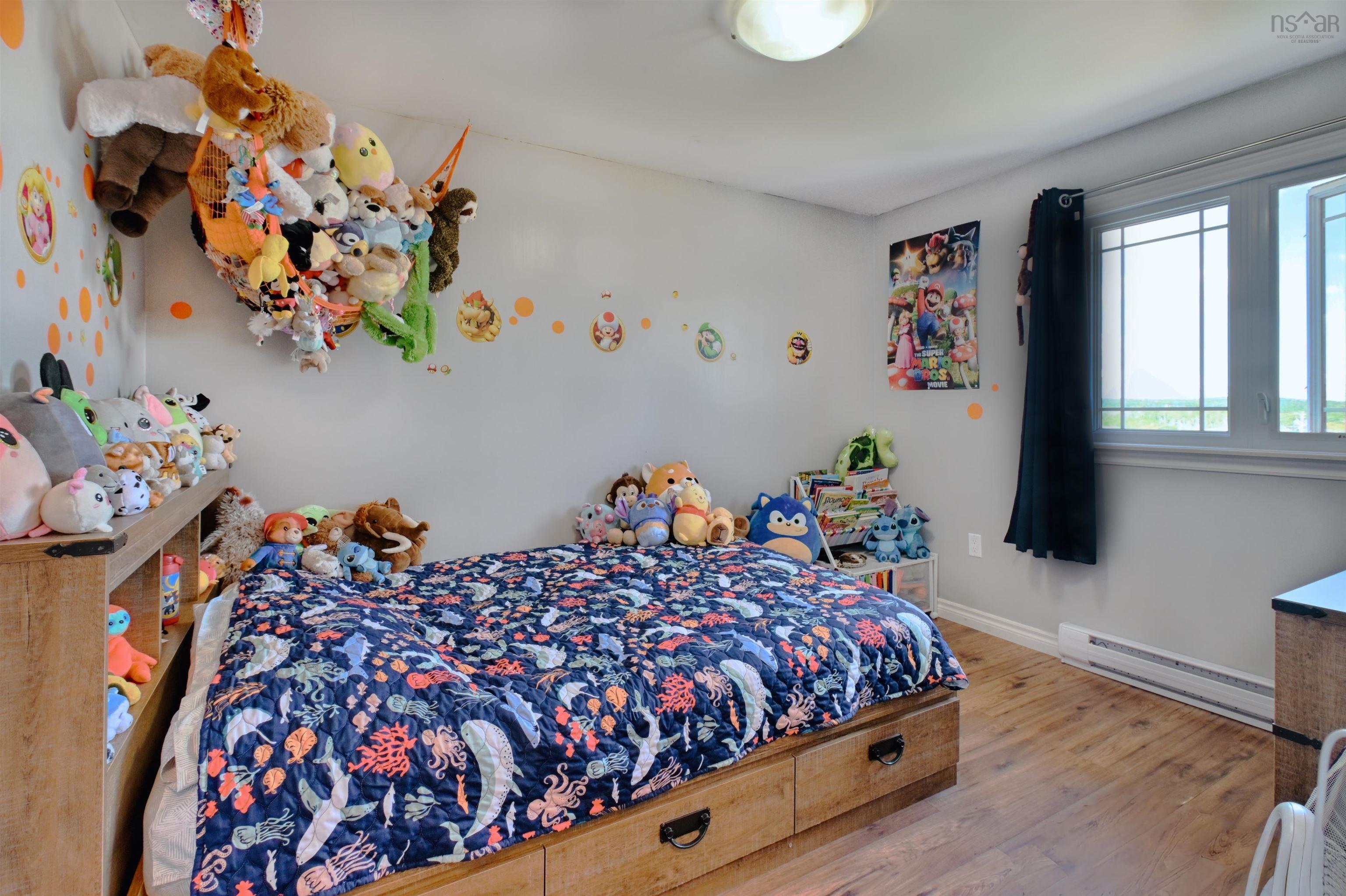 $346,700.00: 9307 Pepperell Street, St. Peter