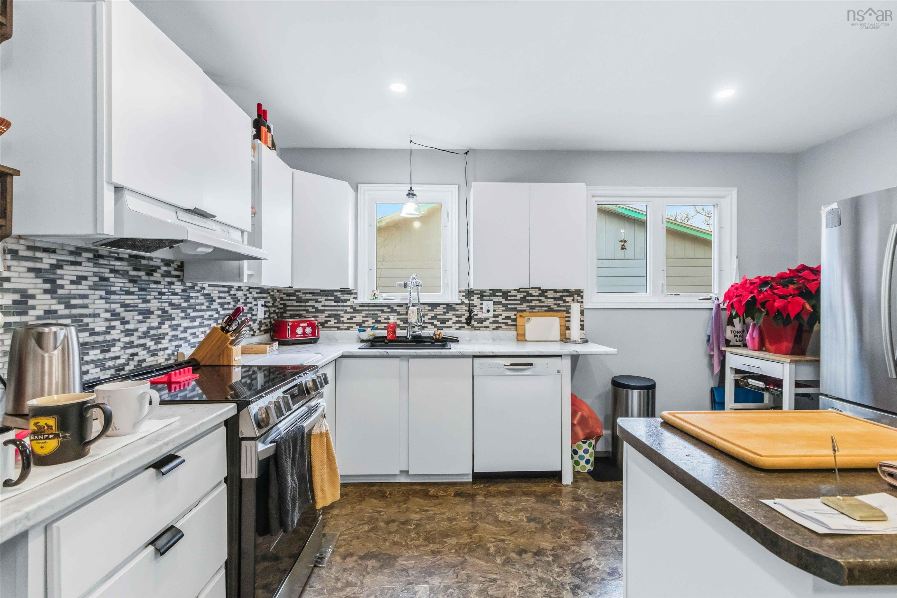 $439,900.00: 22 Grennan Drive, Lower Sackville