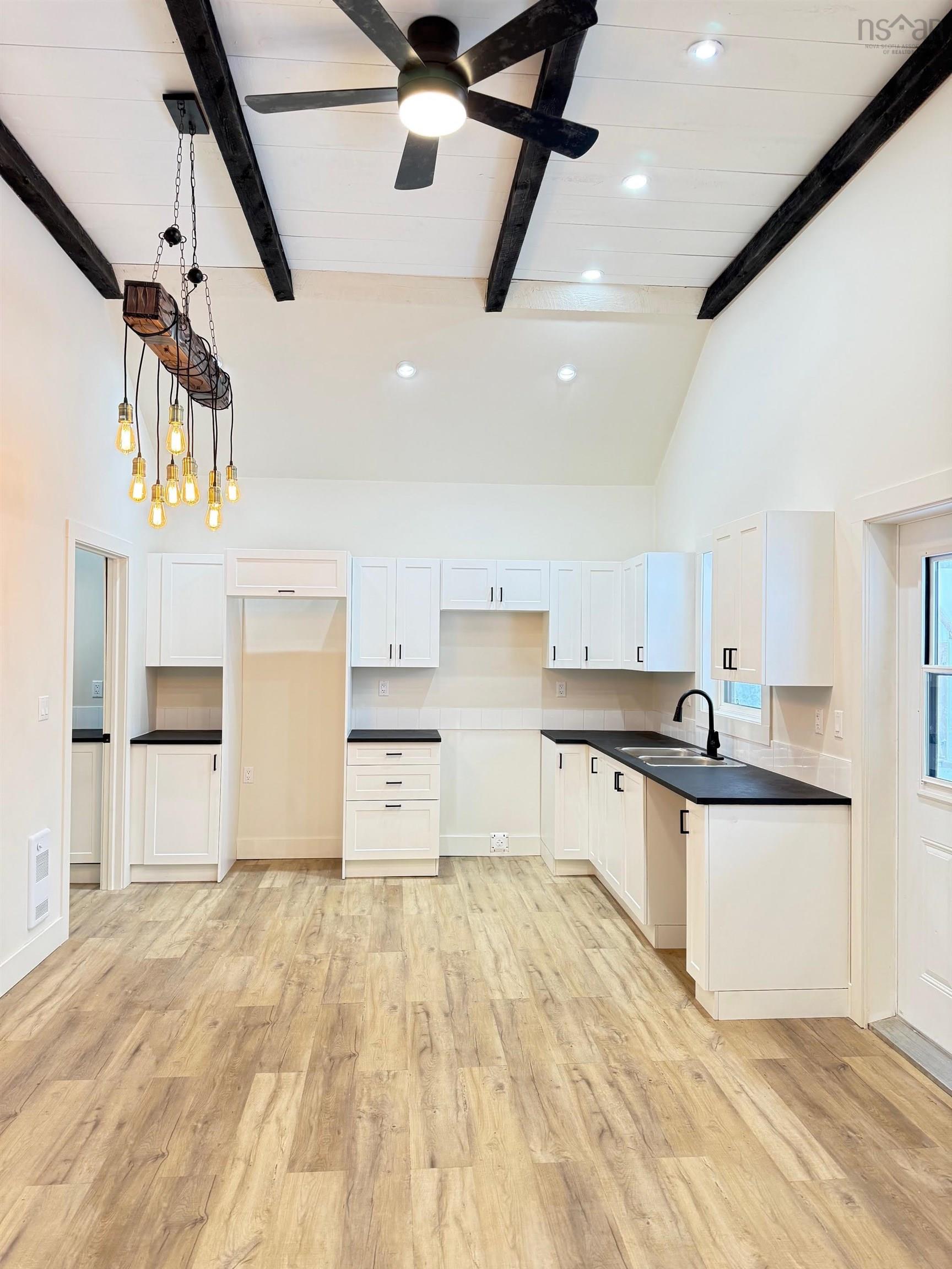 $279,900.00: 114 TIMBERLAND Road, South Range