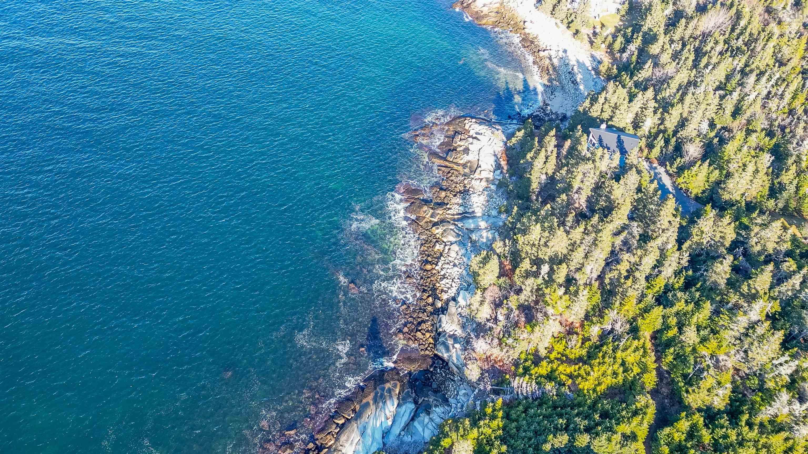 255 Shad Point Parkway, Blind Bay, NS (MLS 202600001)