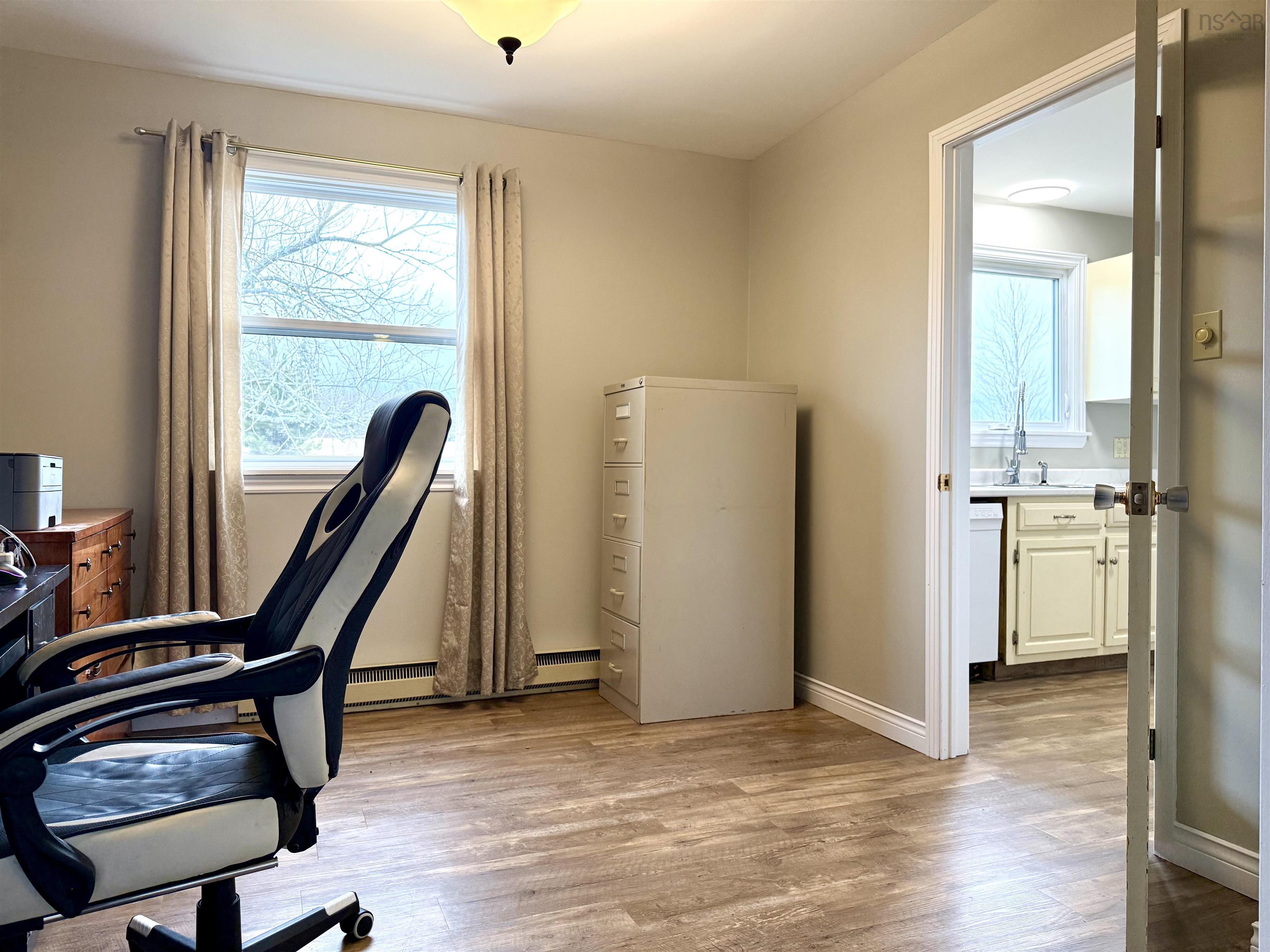 $359,900.00: 1042 6 Highway, Warren