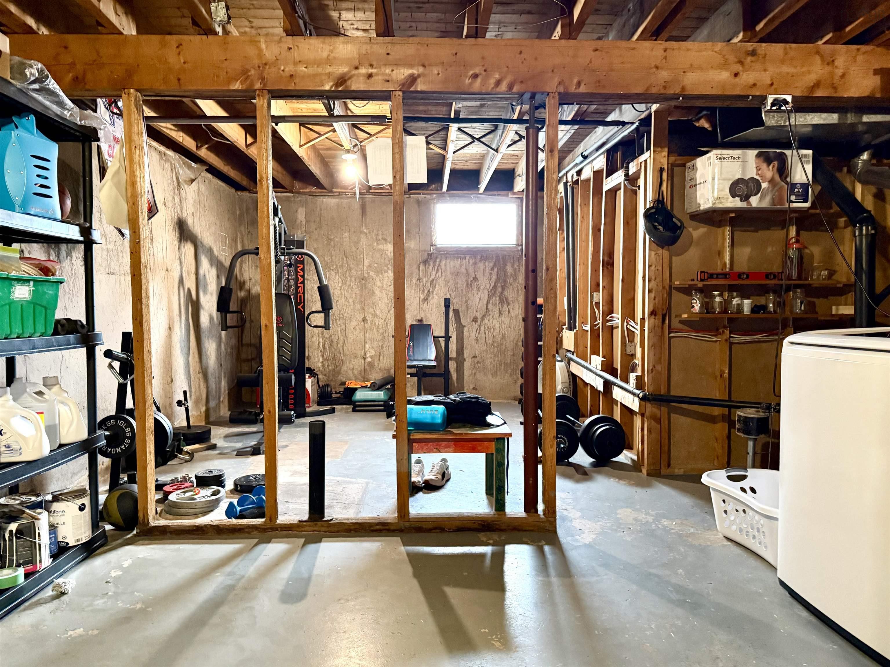 $359,900.00: 1042 6 Highway, Warren